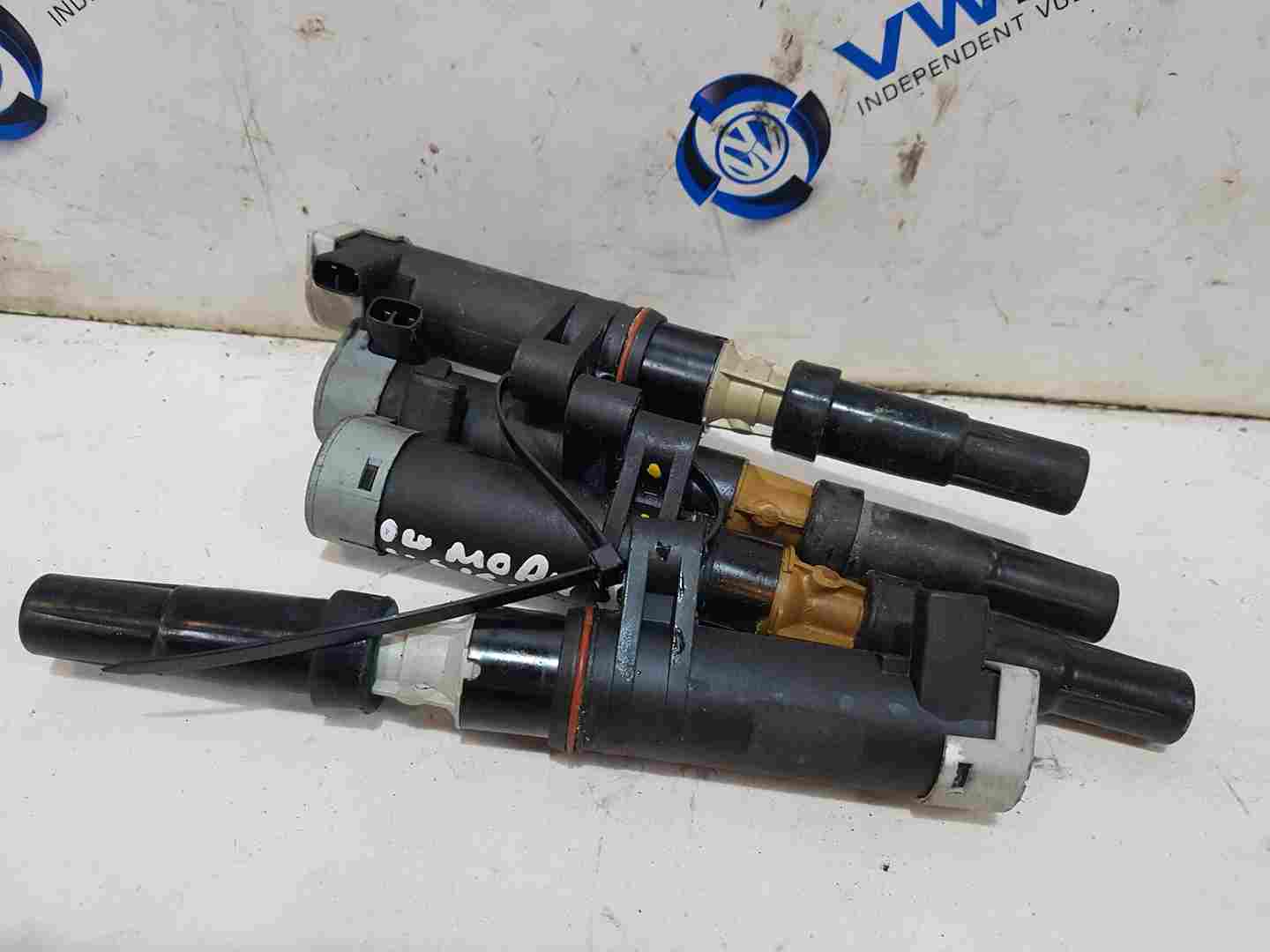 Thumb 3 Renault Modus 2004-2008 1.6 16V Ignition Coil Pack Pencils SET X4