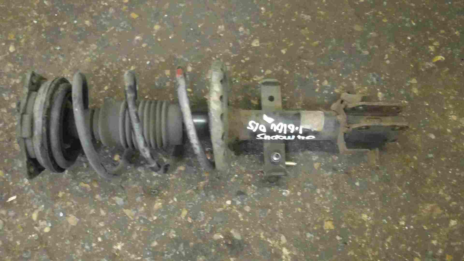 Renault Modus 2004-2008 1.6 16v Drivers OSF Front Spring Suspension Leg
