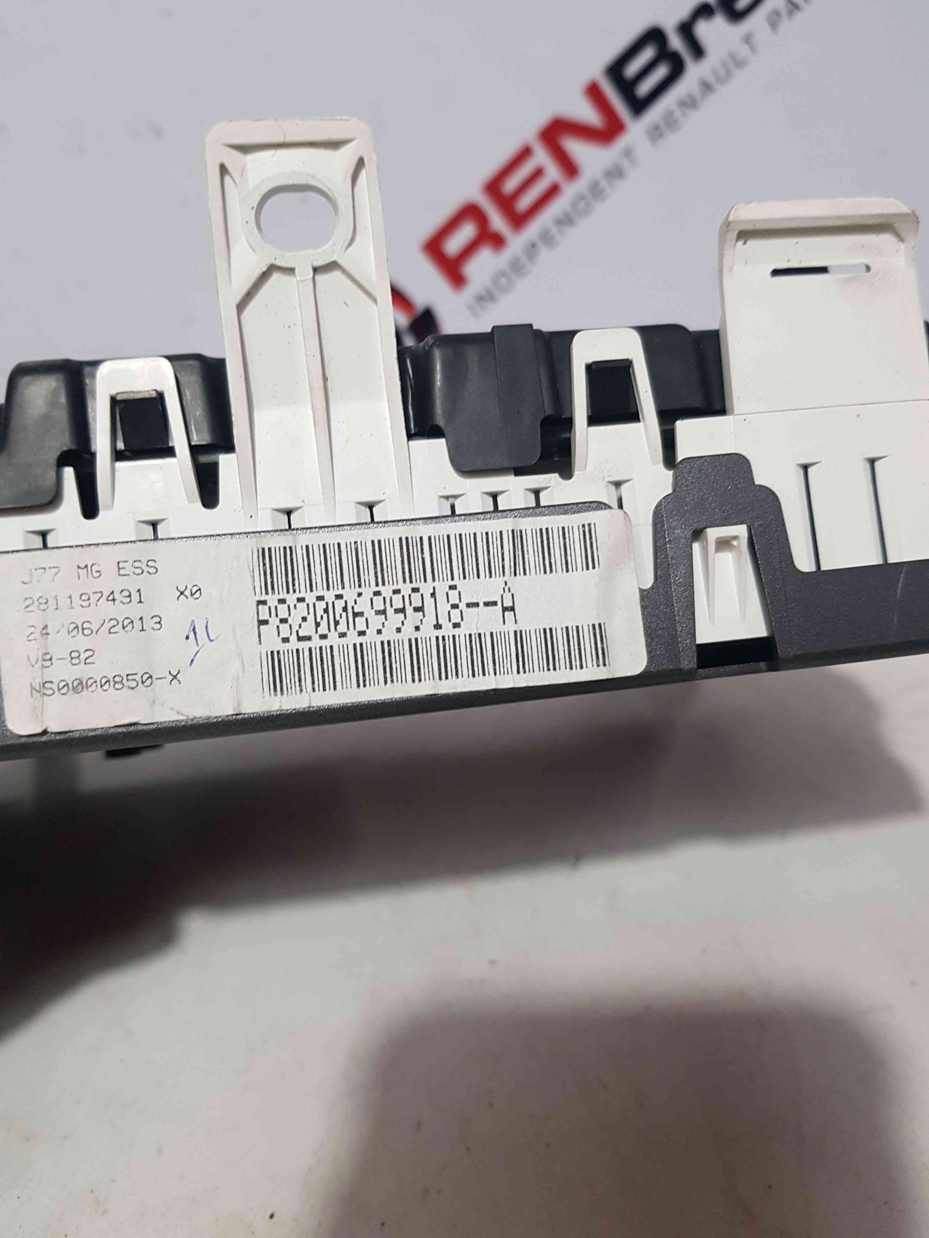 Thumb 5 Renault Modus 2004-2008 AUTO Instrument Panel Dials Clocks Gauges 8200699918