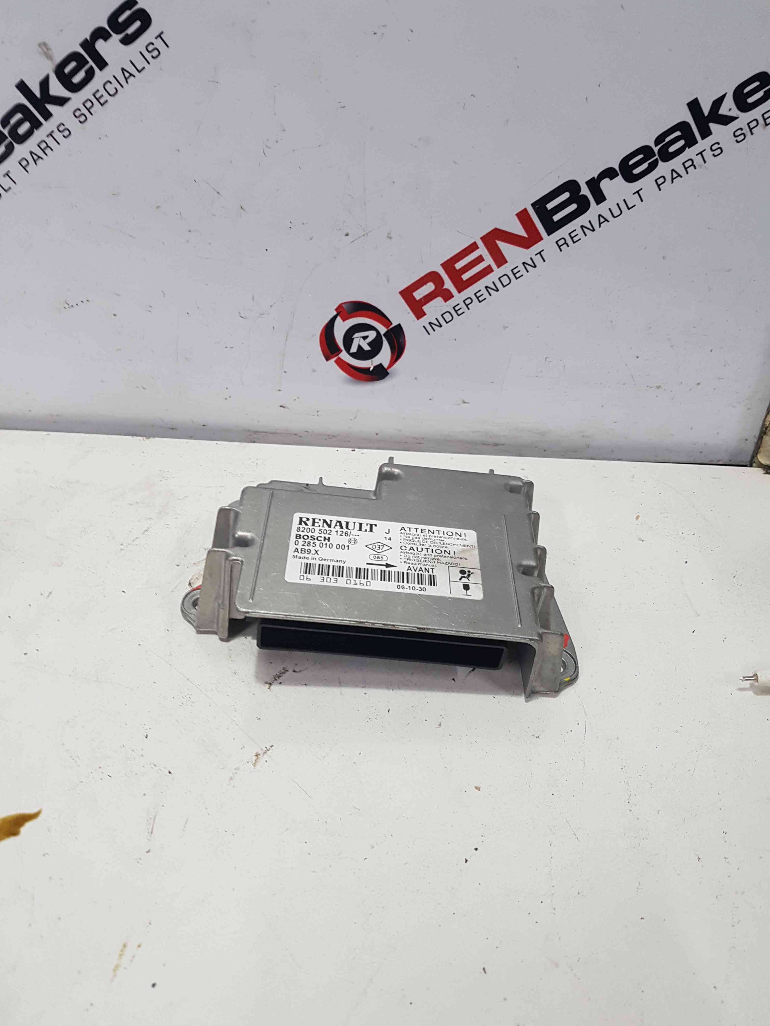 Thumb 3 Renault Modus 2004-2008 Airbag ECU Module Computer 8200502126