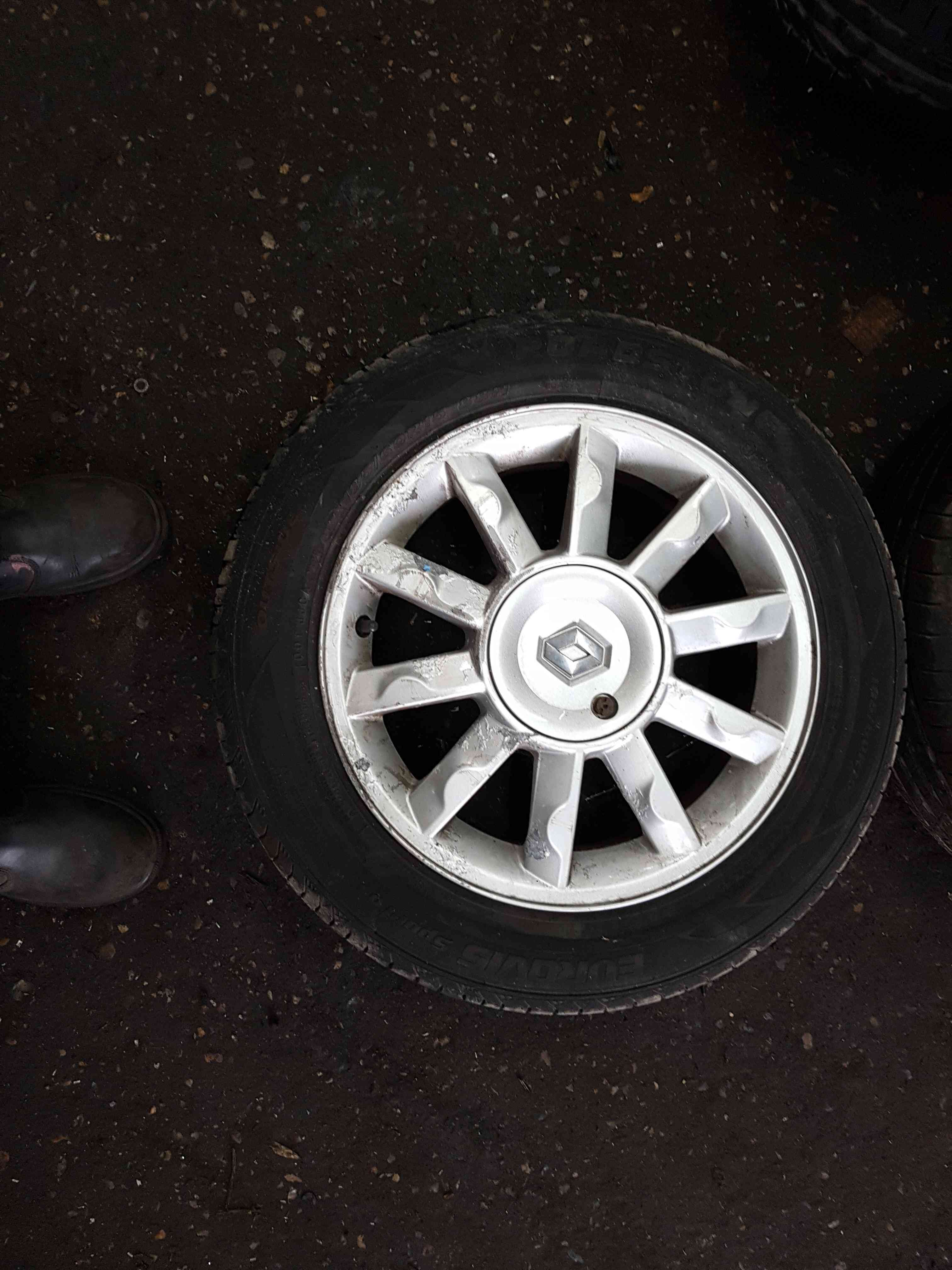 Thumb 2 Renault Modus 2004-2008 Alloy Wheel Kimono 15Inch   Tyre 185 60 15 6Mm Tread 3/5