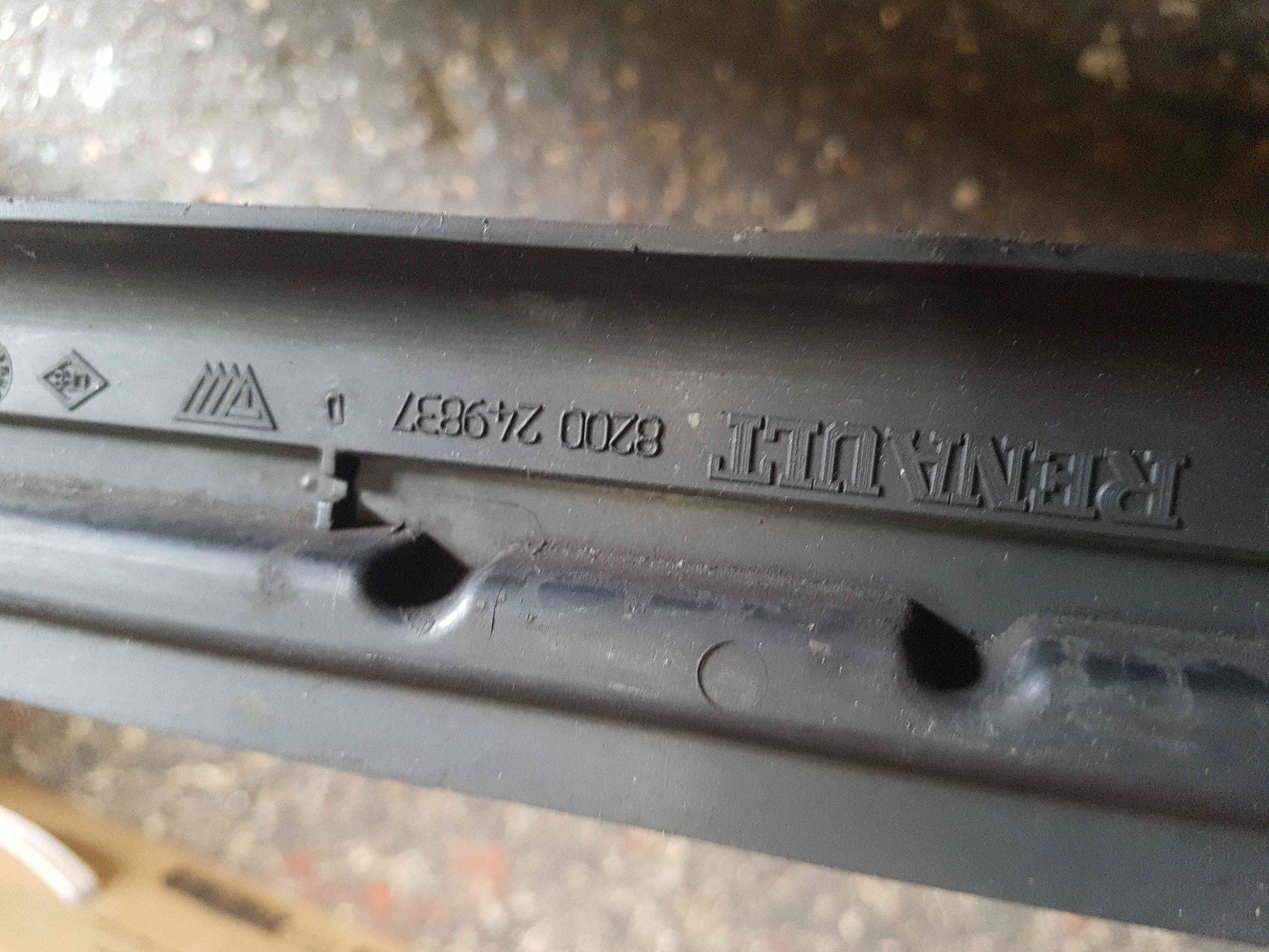 Thumb 4 Renault Modus 2004-2008 Center Intercooler AIR Guide Duct 