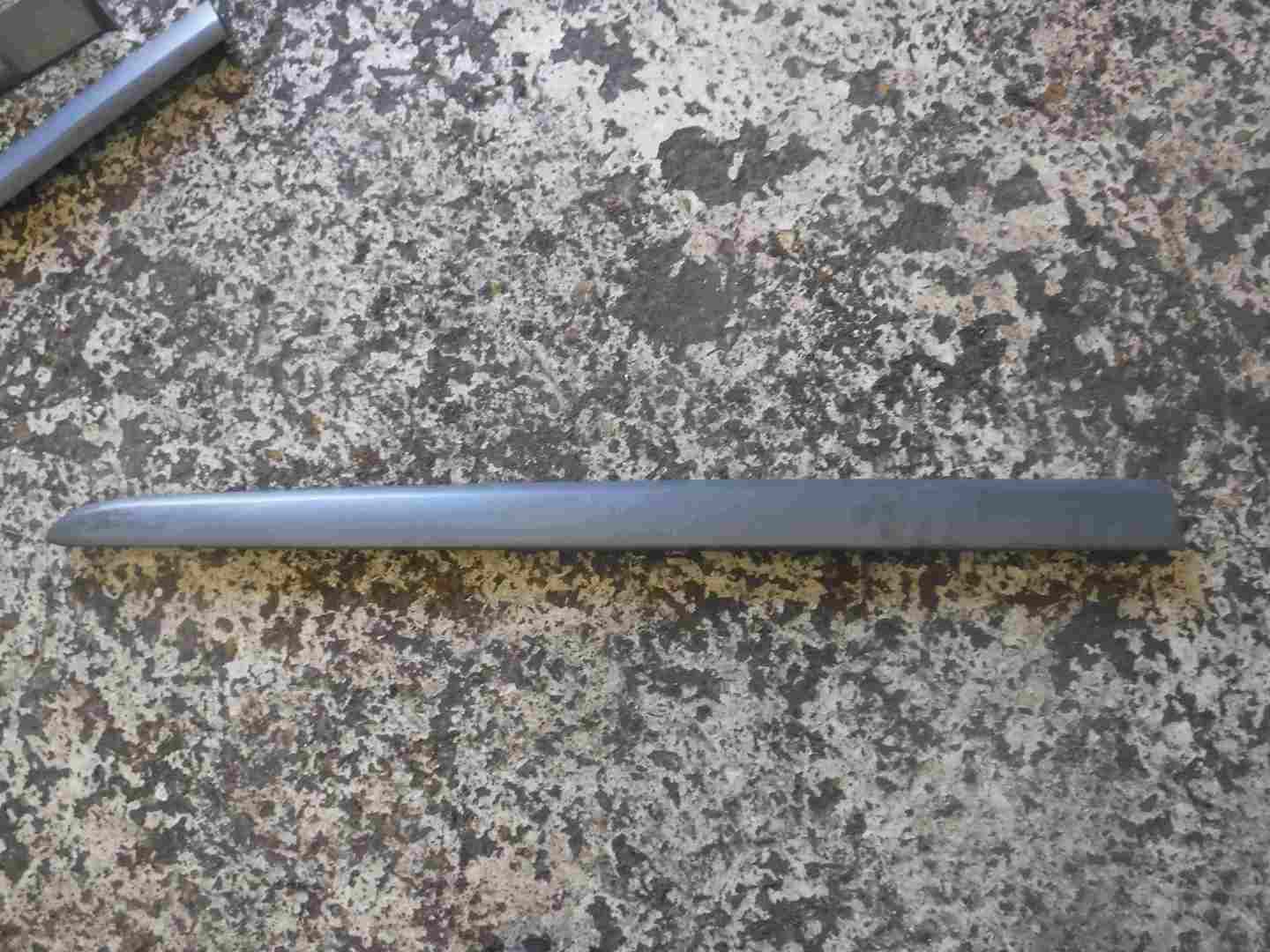 Renault Modus 2004-2008 Drivers OSF Front Door Moulding Trim Black