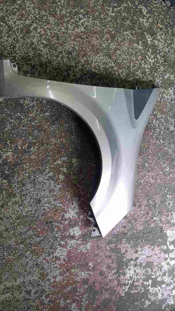 Renault Modus 2004-2008 Drivers OSF Front Wing Gold Tehnk 