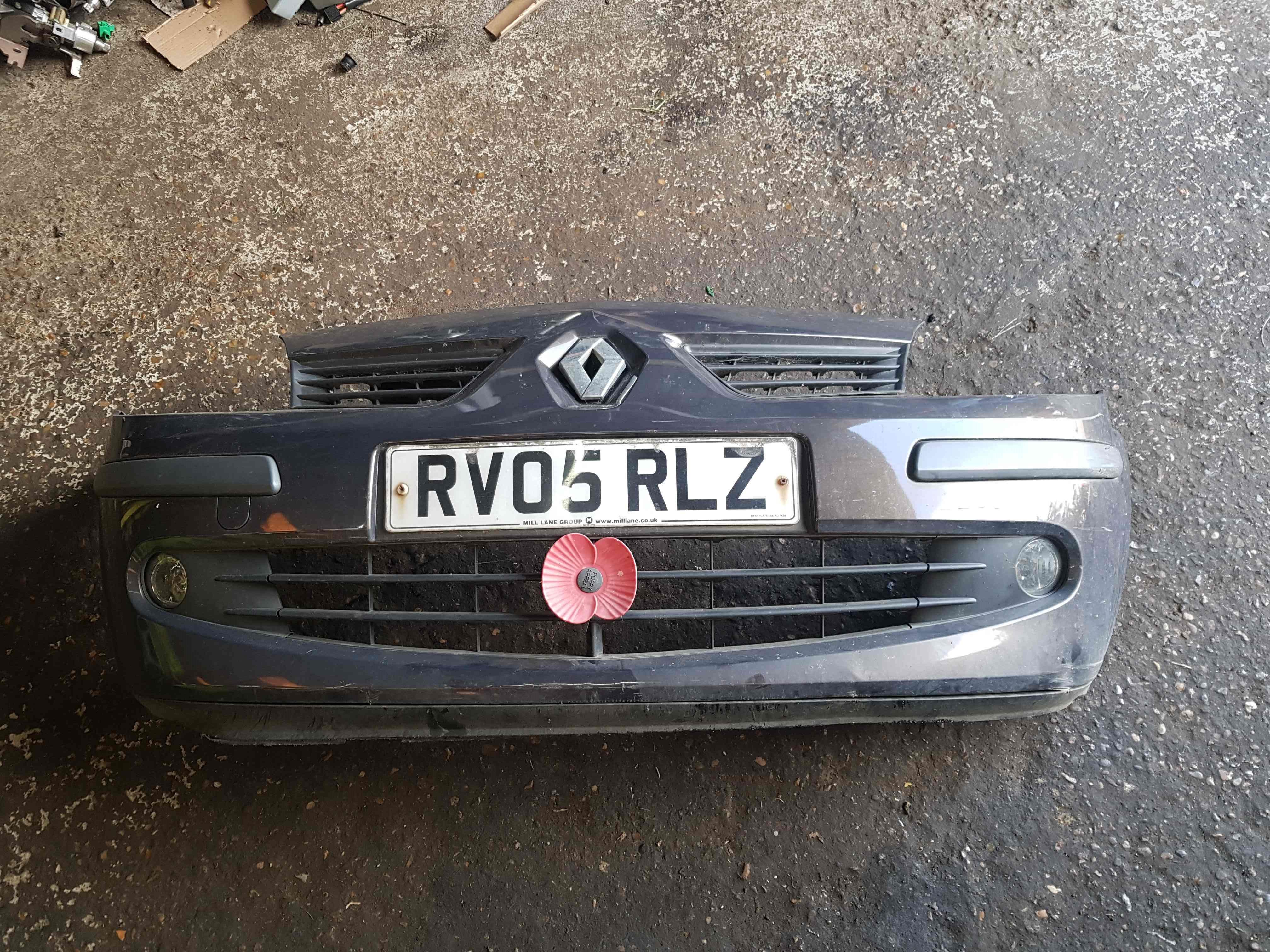 Thumb 2 Renault Modus 2004-2008 Front Bumper Brown Ted14