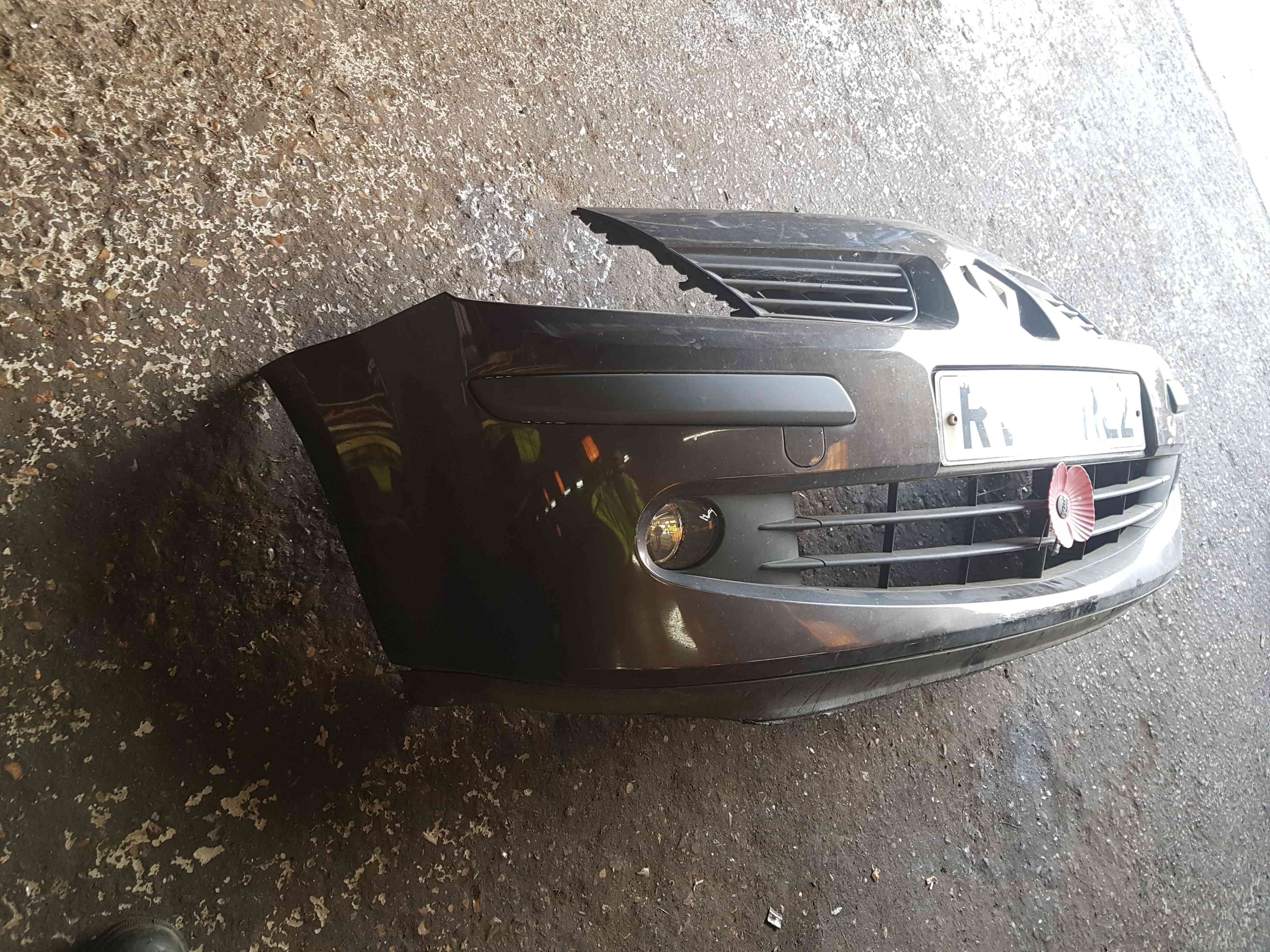 Thumb 3 Renault Modus 2004-2008 Front Bumper Brown Ted14