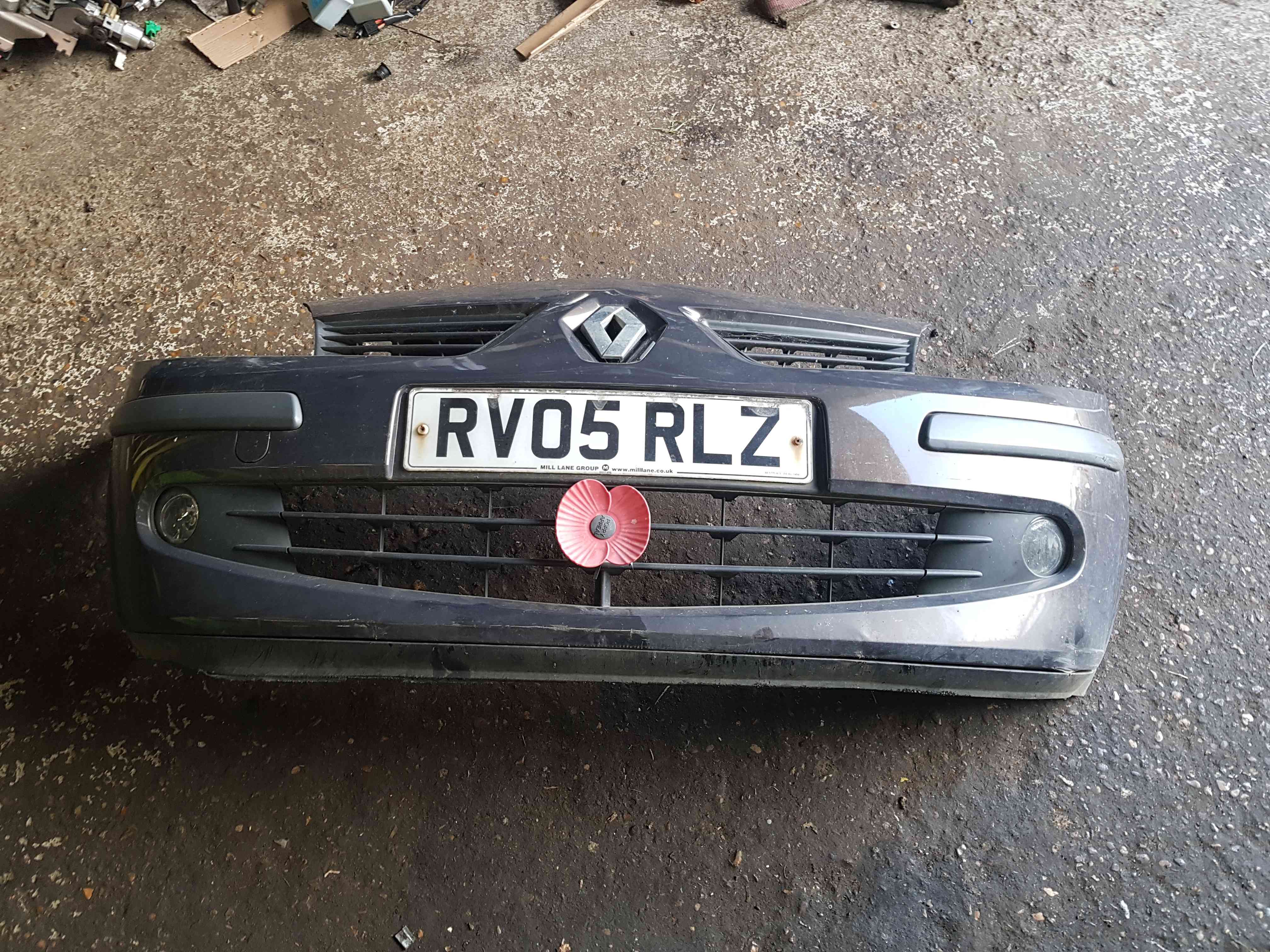 Thumb 10 Renault Modus 2004-2008 Front Bumper Brown Ted14