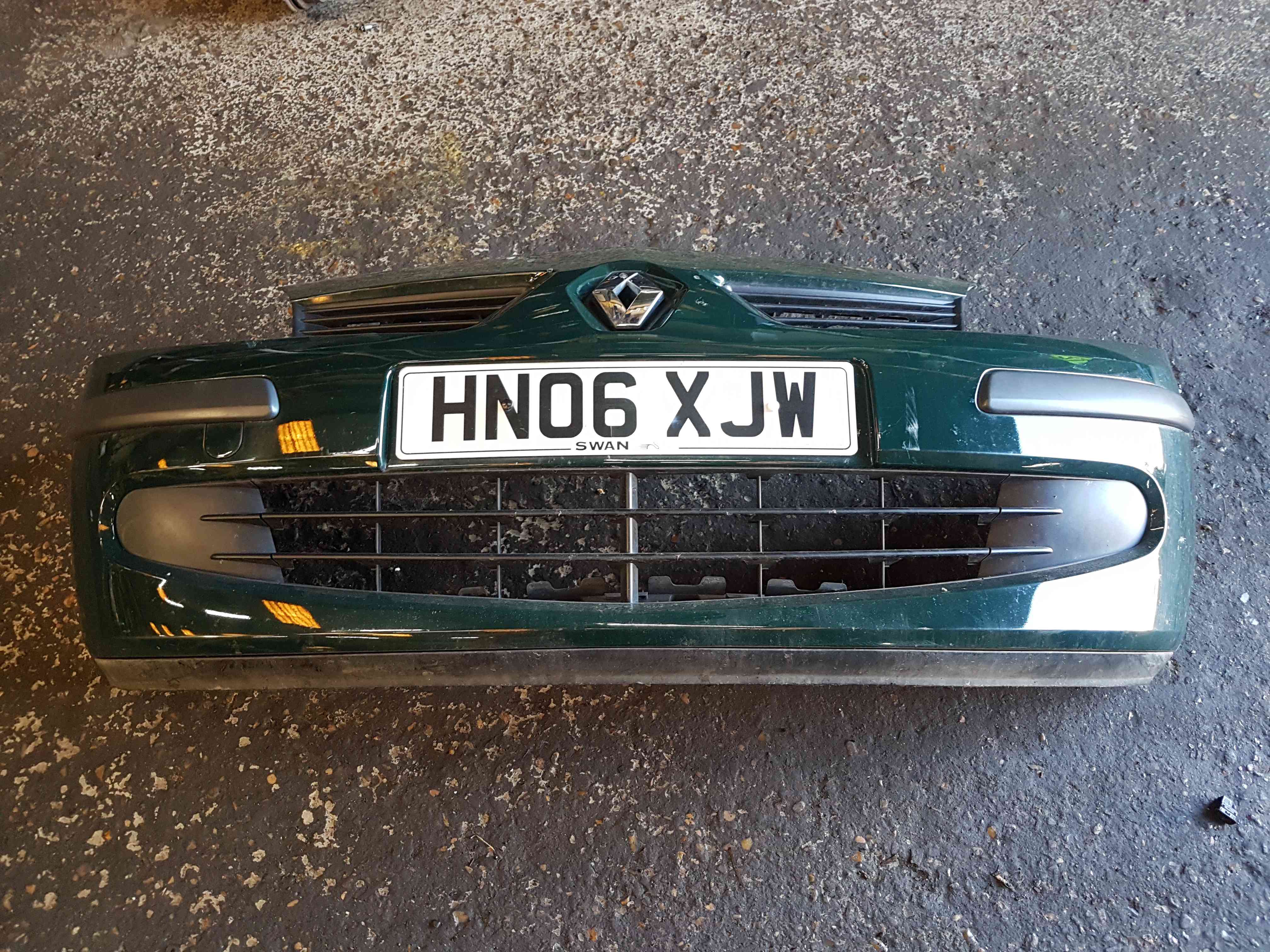 Renault Modus 2004-2008 Front Bumper Green Ovd93