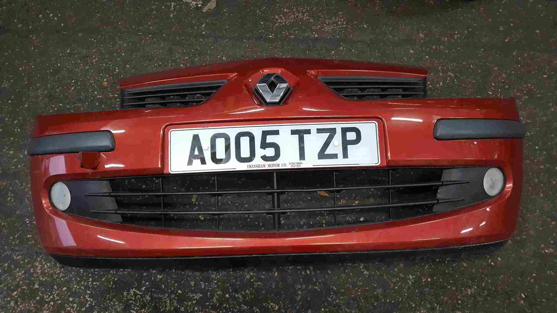 Renault Modus 2004-2008 Front Bumper Red TEB76