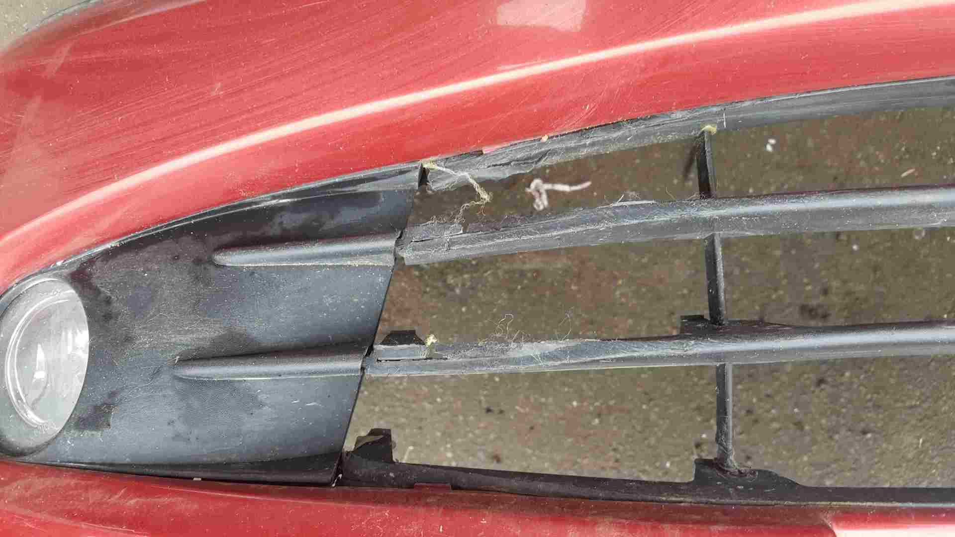 Thumb 2 Renault Modus 2004-2008 Front Bumper Red TEB76