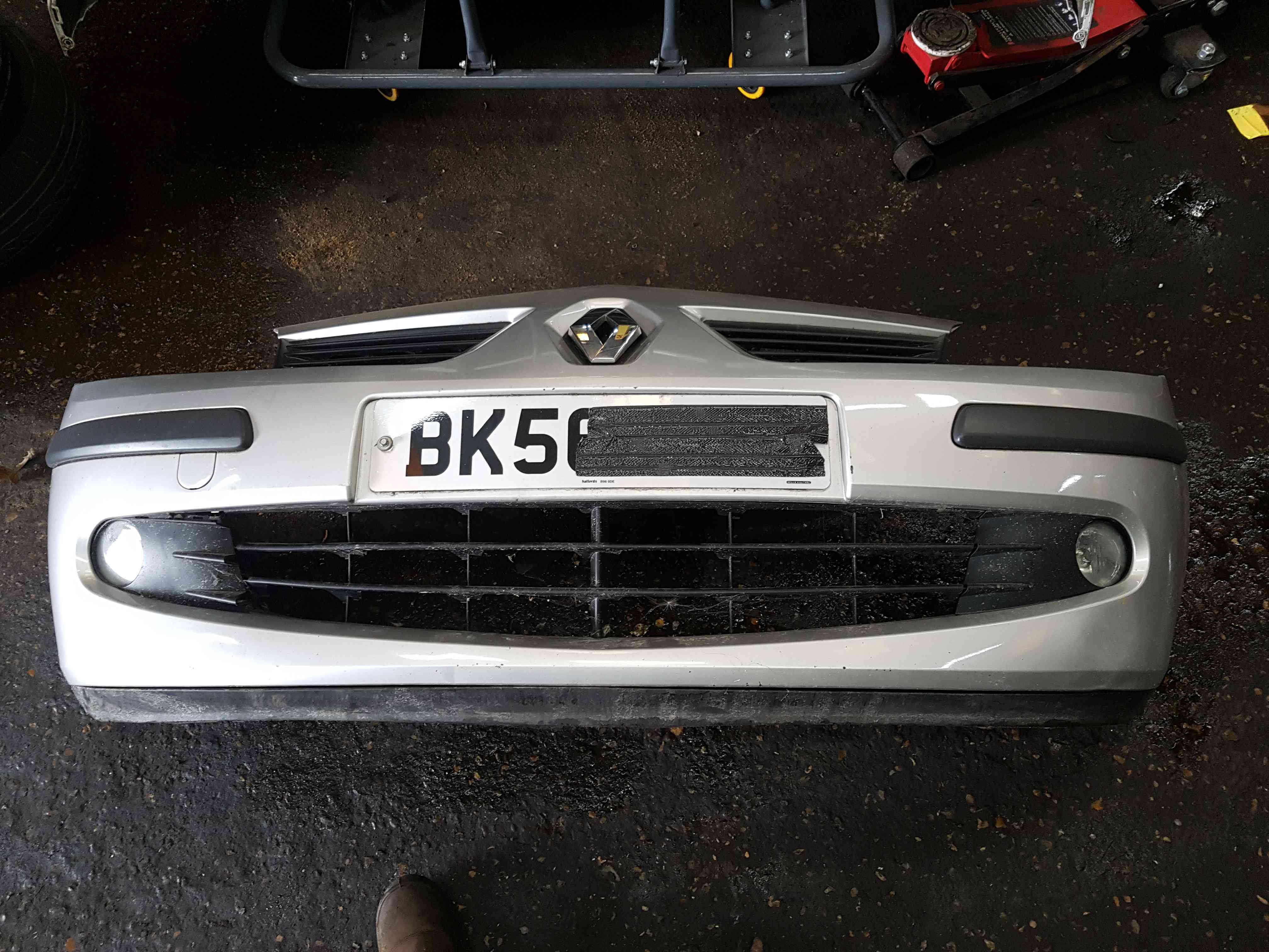 Thumb 2 Renault Modus 2004-2008 Front Bumper Silver Ted69 Complete