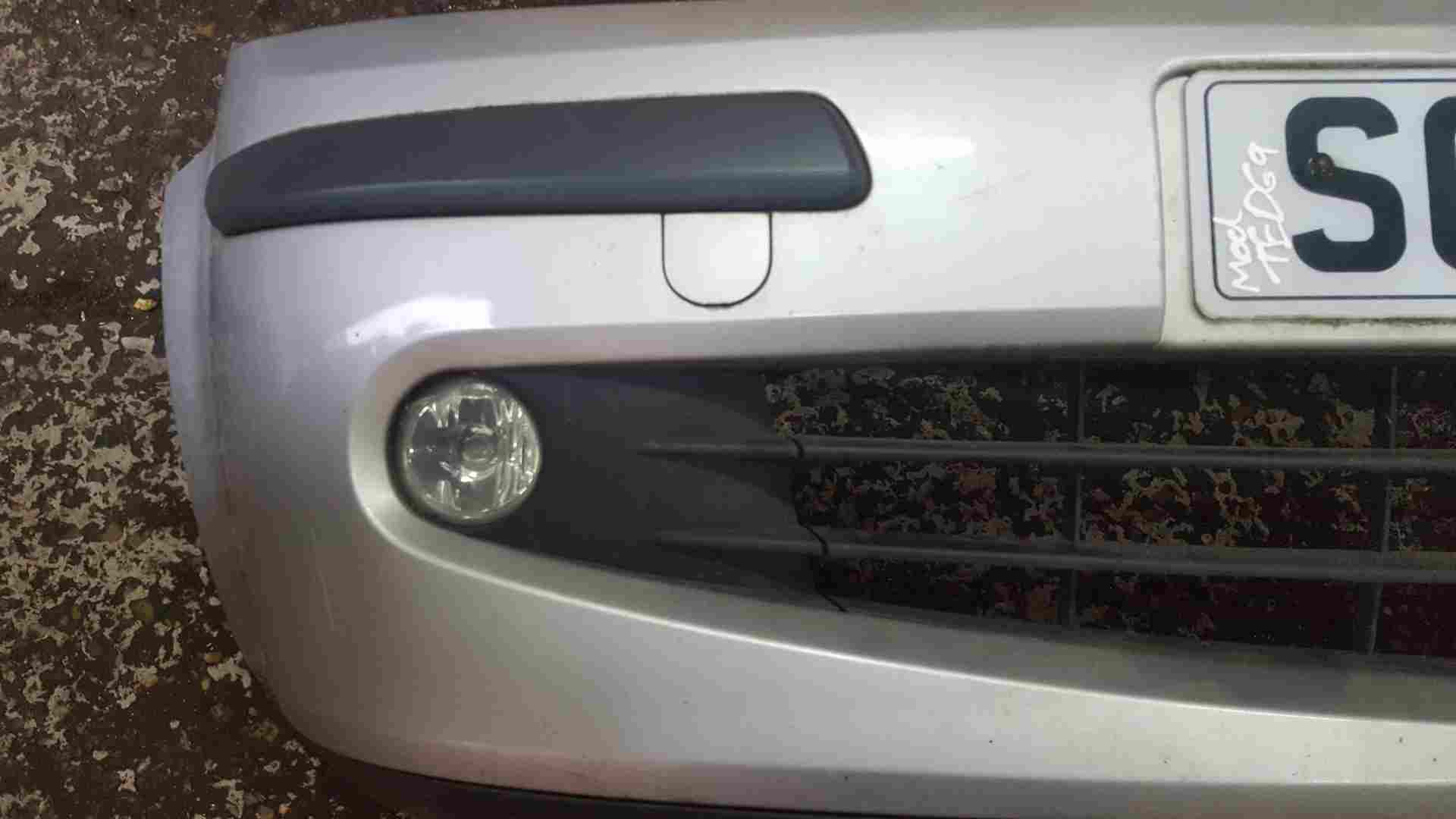Thumb 3 Renault Modus 2004-2008 Front Bumper Silver Ted69 SEE PHOTOS