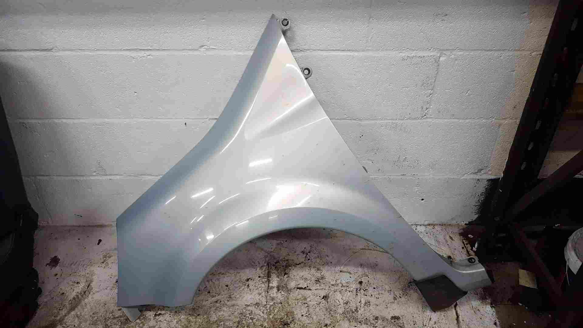 Thumb 2 Renault Modus 2004-2008 Passenger Ns NSF Wing Quarter Panel Silver 632