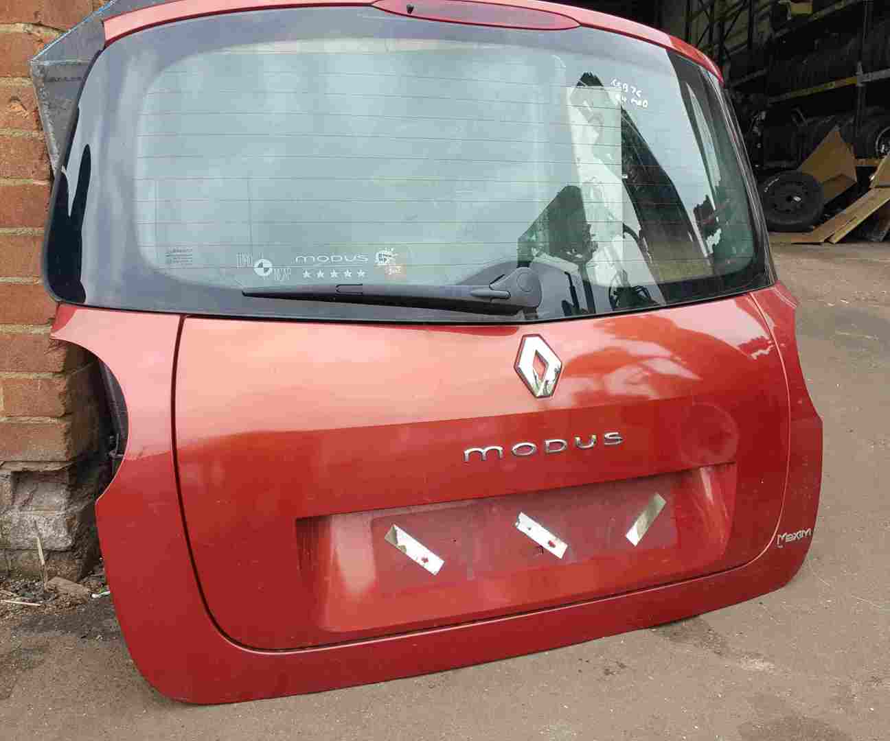Renault Modus 2004-2008 Rear Tailgate Boot Red TEB76