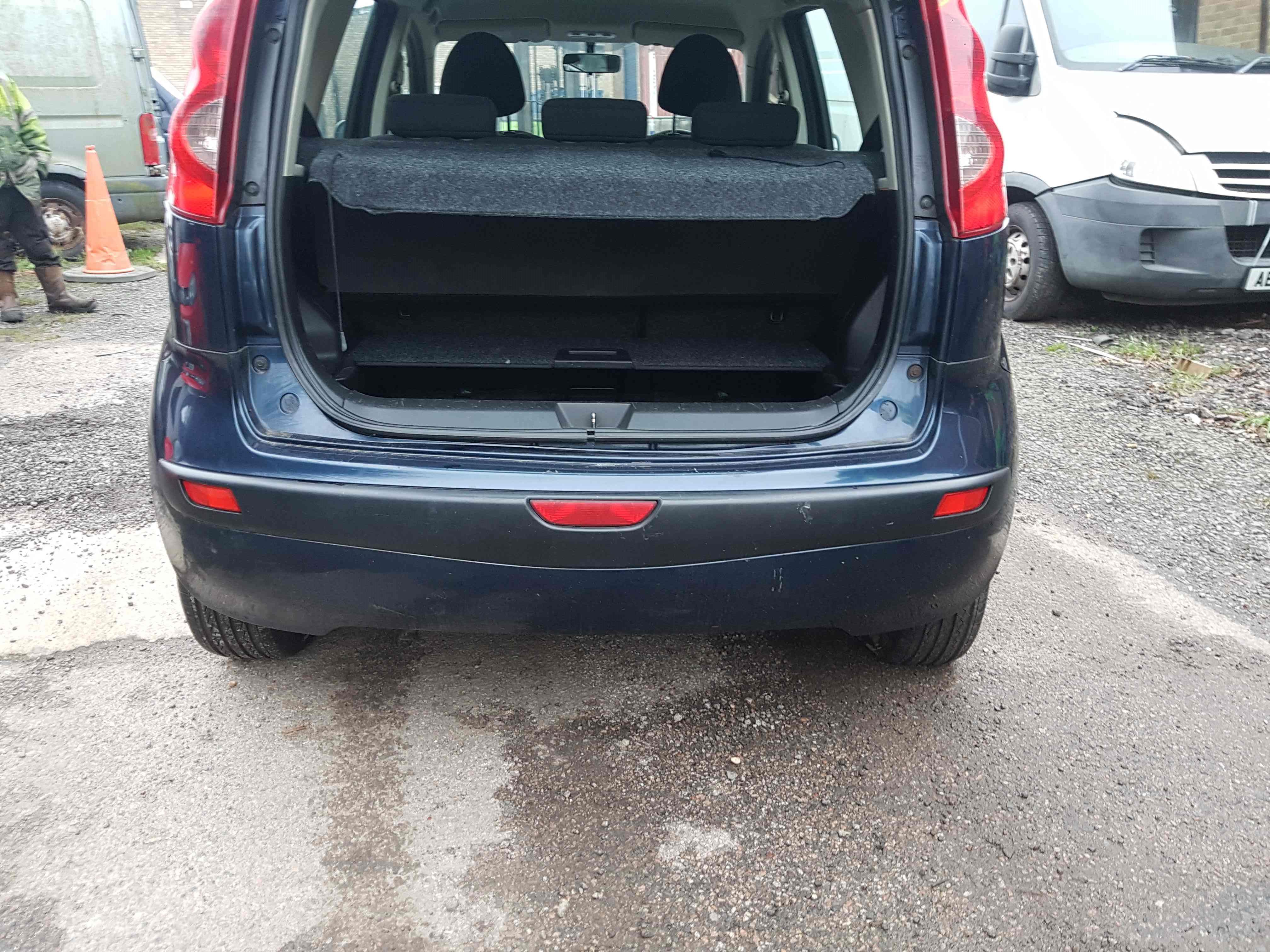 Thumb 9 Nissan Note 2005-2008 Rear Bumper Green Blue BW9