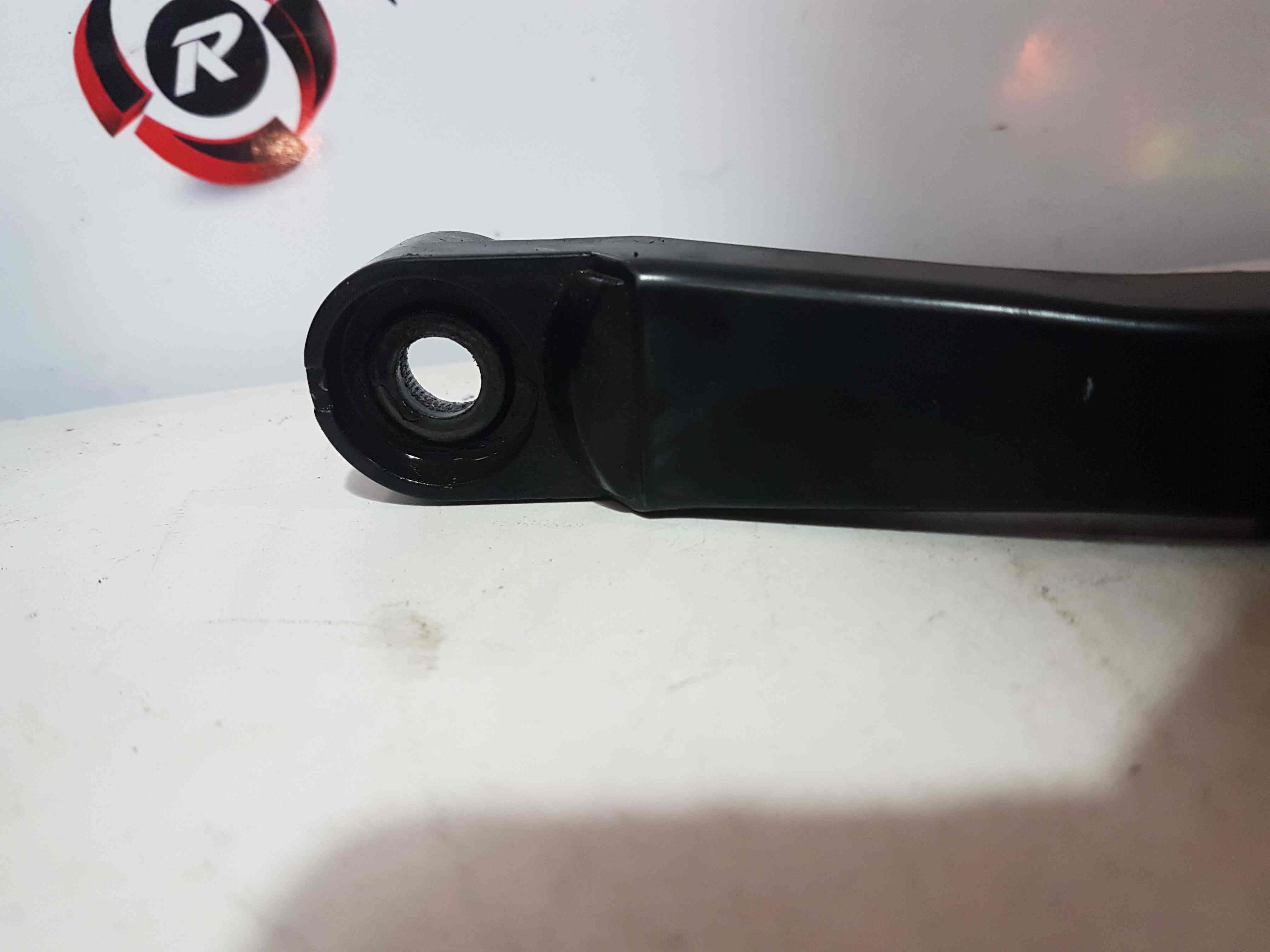 Thumb 5 Nissan Note E11 2005-2012  NSF Passenger Side Wiper ARM 