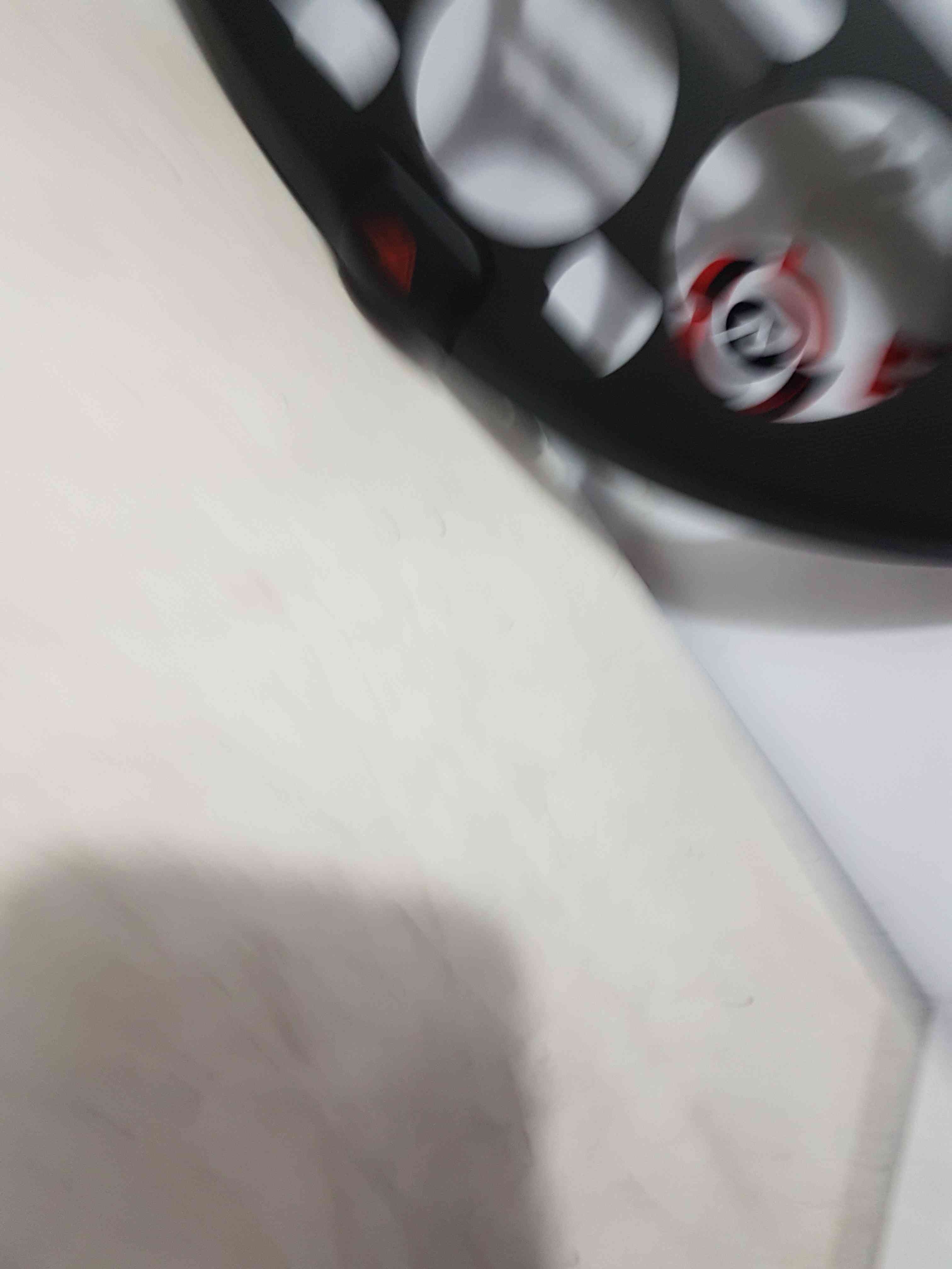 Thumb 5 Nissan Note E11 2005-2012 Hazard Warning Switch   Centre Surround  N103451V