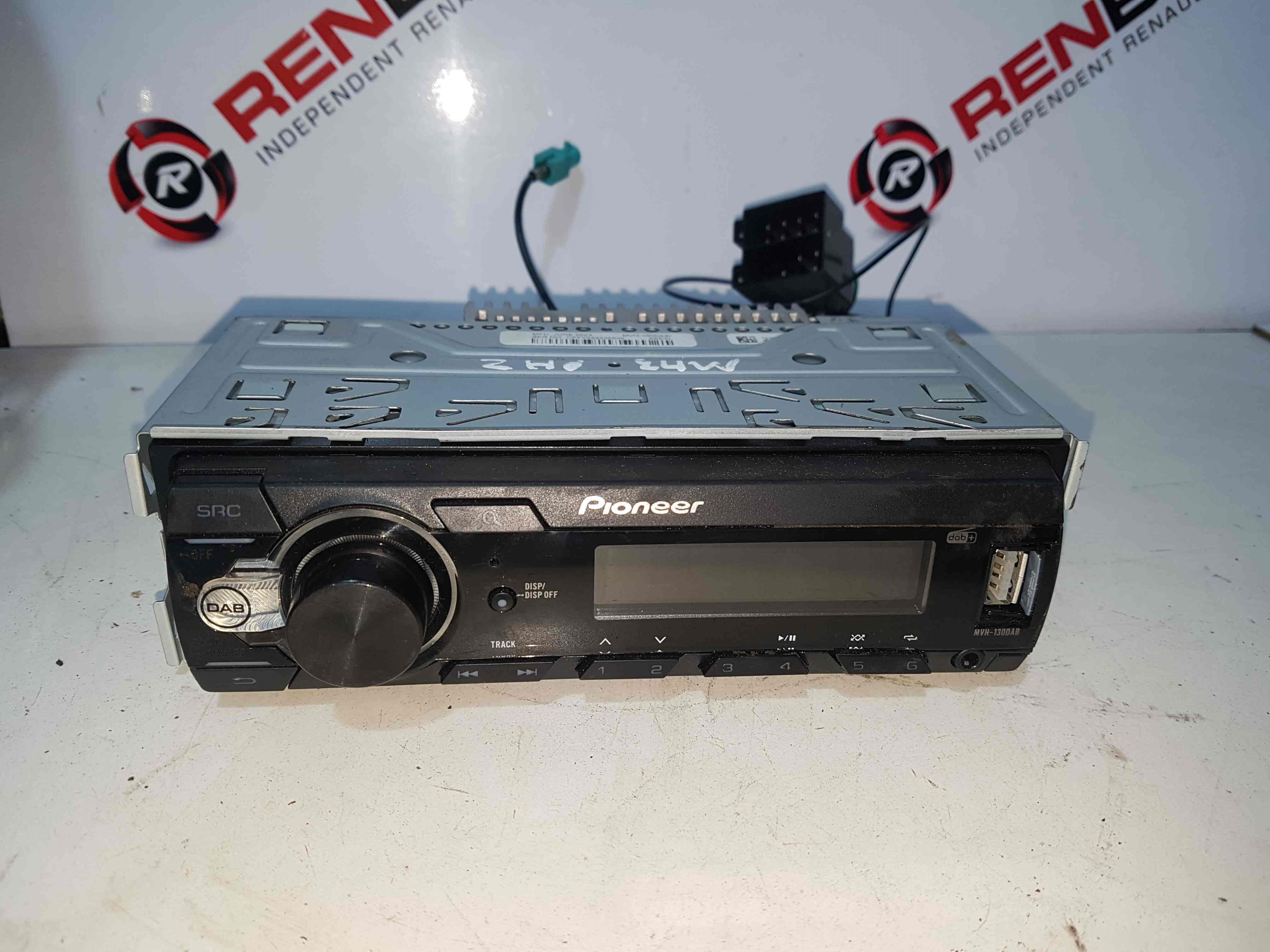 Thumb 3 Renault Pioneer MVH 130DAB Radio Player USB Aux Input 2000-2020 MVH-130DAB