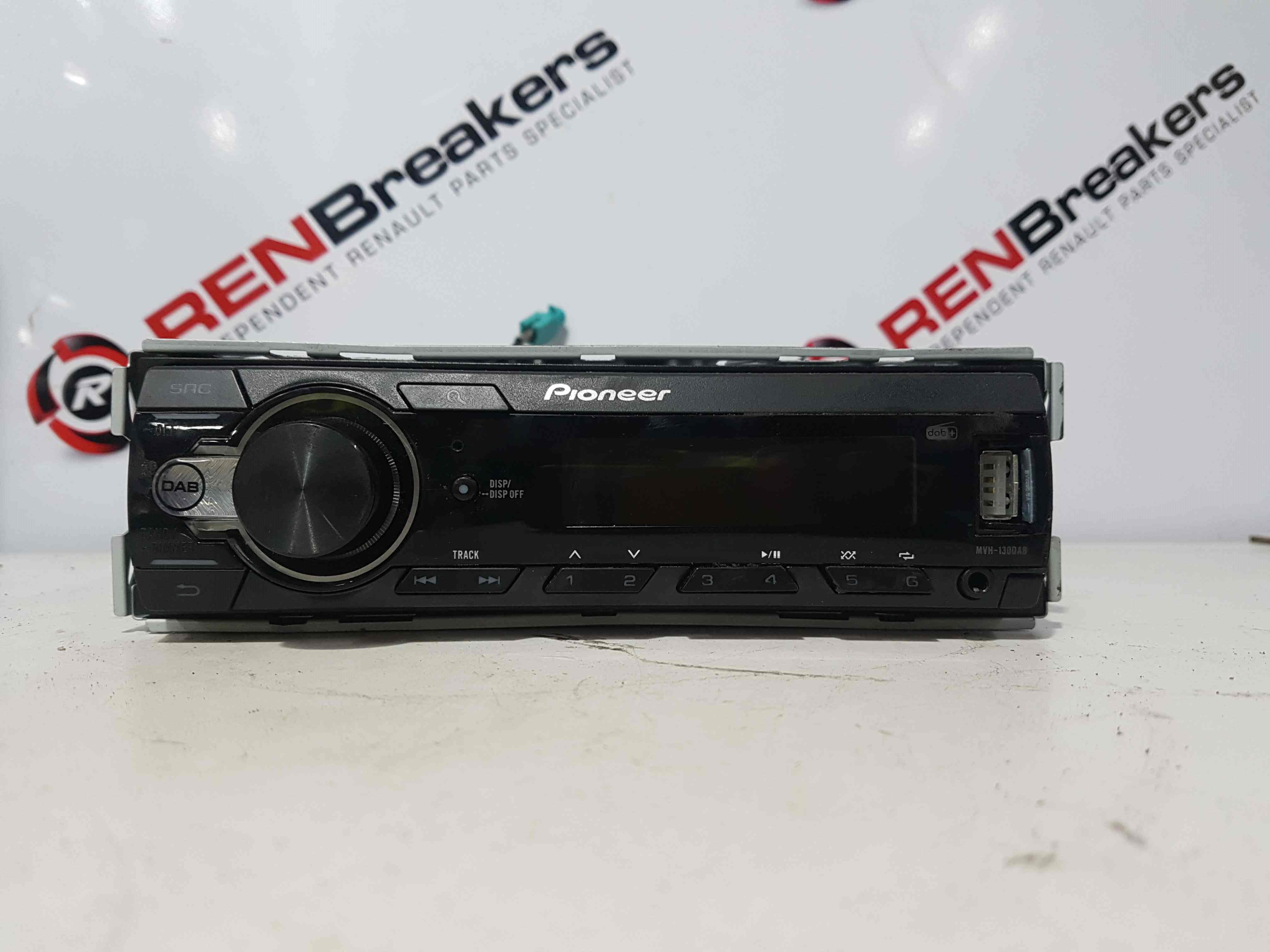 Thumb 6 Renault Pioneer MVH 130DAB Radio Player USB Aux Input 2000-2020 MVH-130DAB