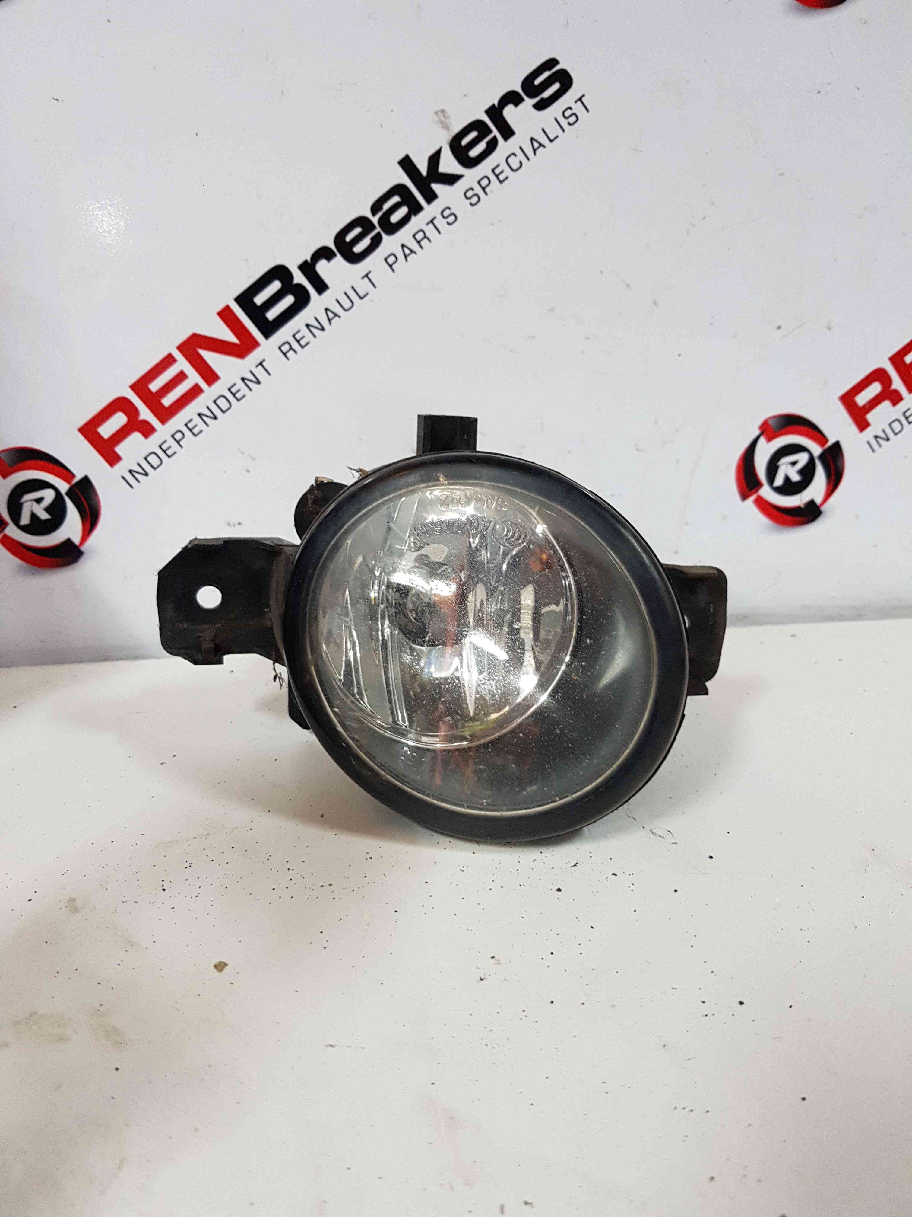 Thumb 3 Nissan Qashqai MK1 2006-2013 Front Passenger NSF Front FOG Surround 261558992A