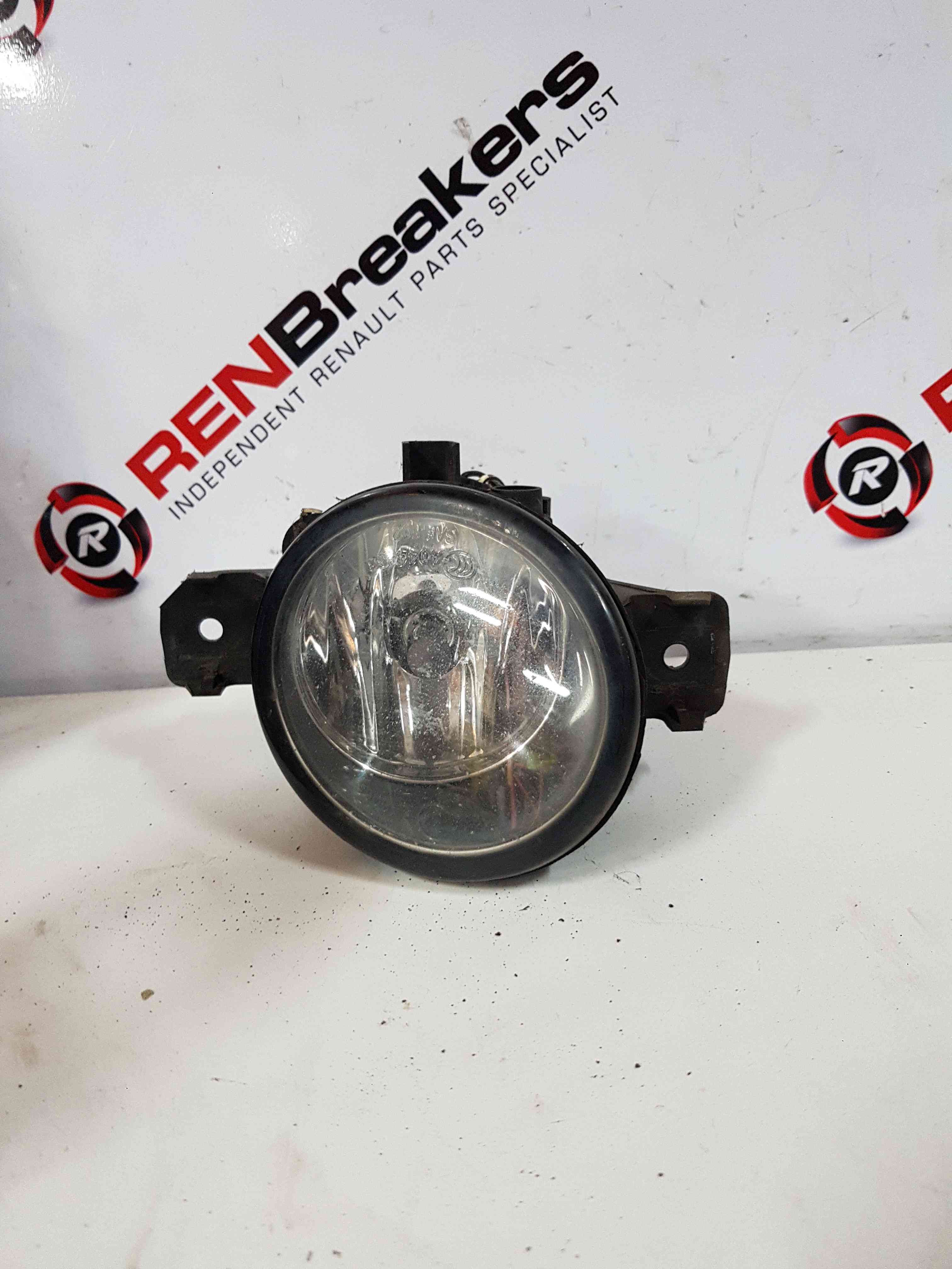 Thumb 4 Nissan Qashqai MK1 2006-2013 Front Passenger NSF Front FOG Surround 261558992A