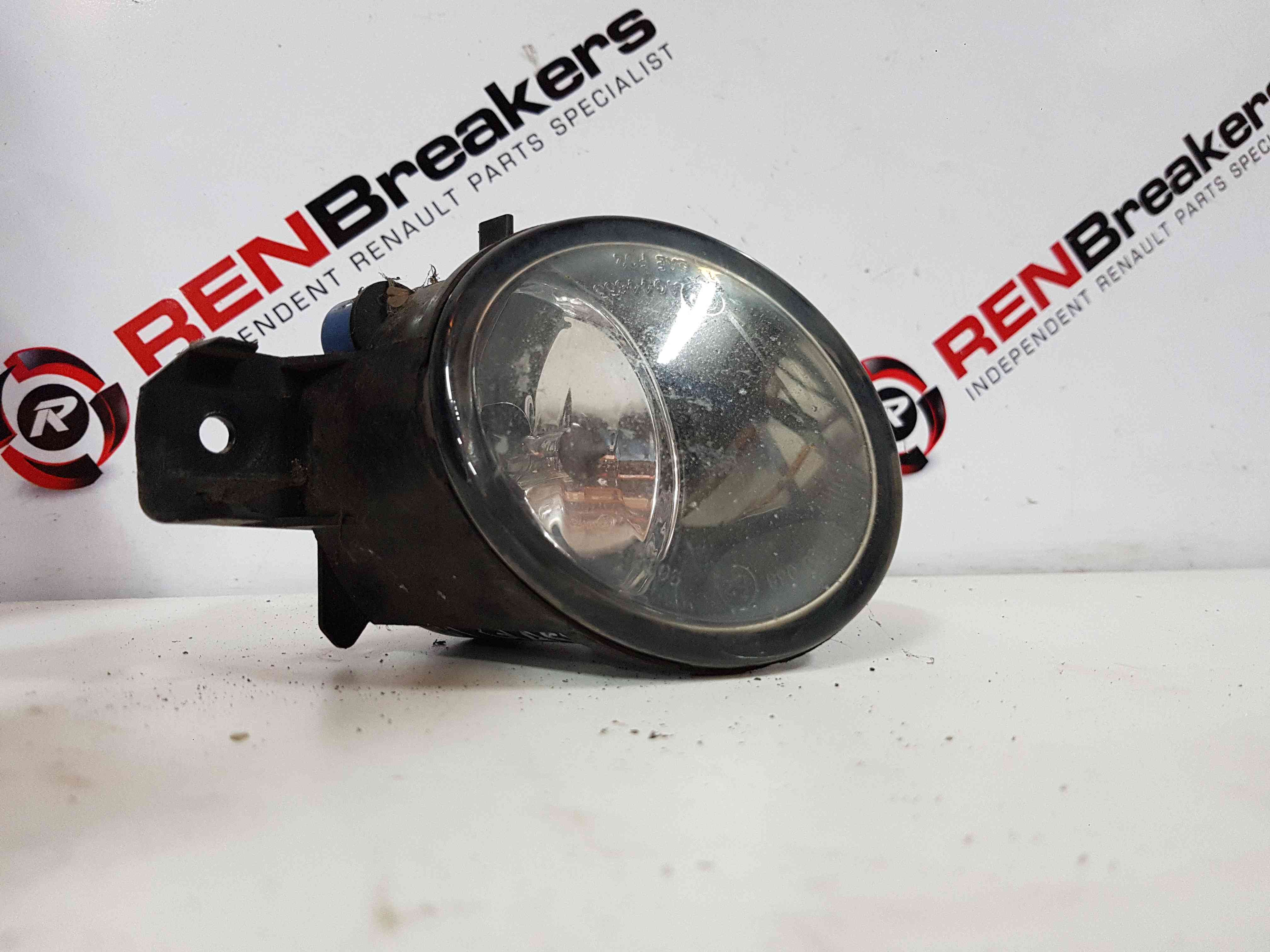 Thumb 8 Nissan Qashqai MK1 2006-2013 Front Passenger NSF Front FOG Surround 261558992A