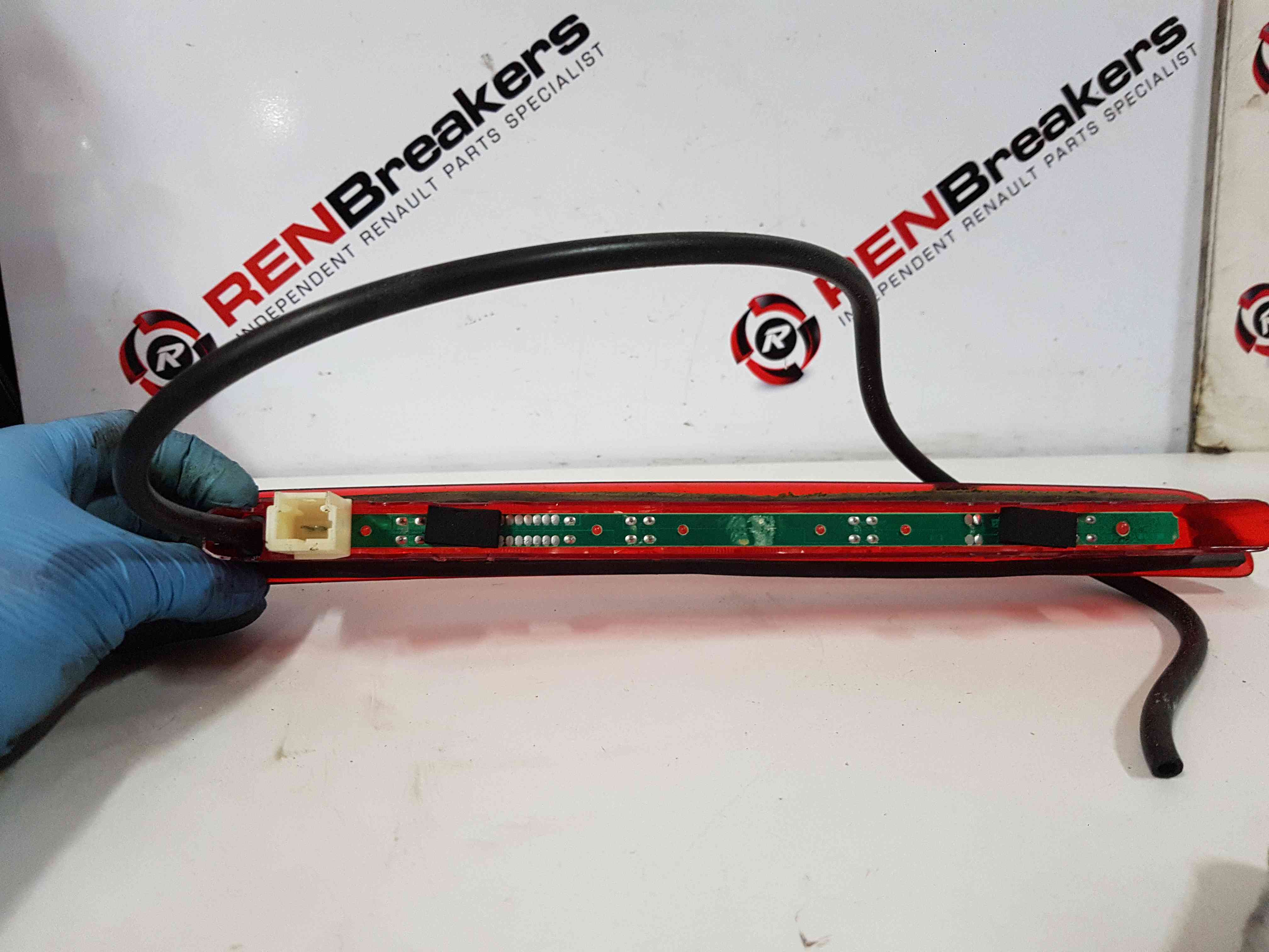 Thumb 9 Nissan Qashqai MK1 2006-2013 Tailgate Boot High Level Brake Light 26590Br00a
