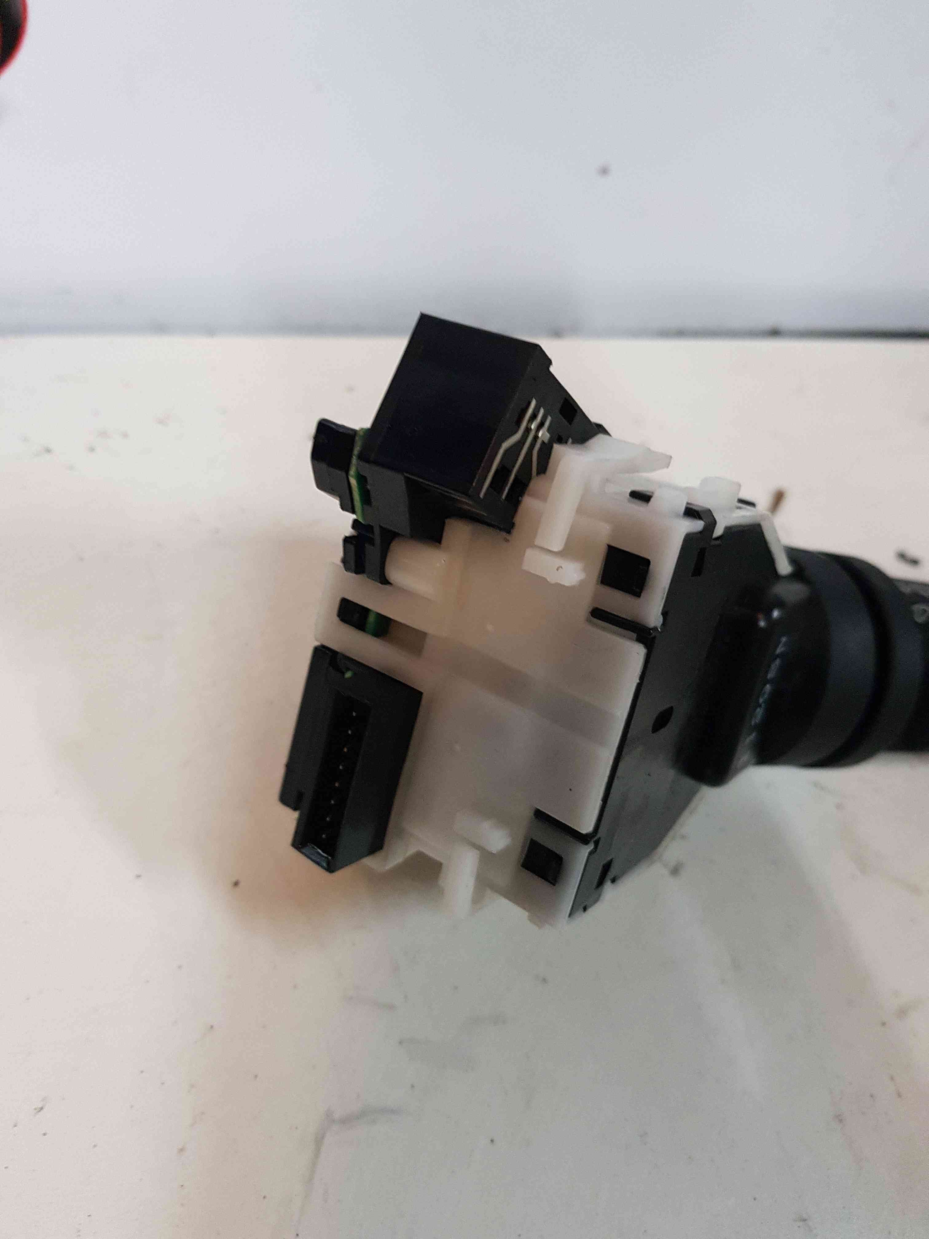 Thumb 5 Renault Qashqai MK1 2006-2013 Wiper Windscreen Stalk