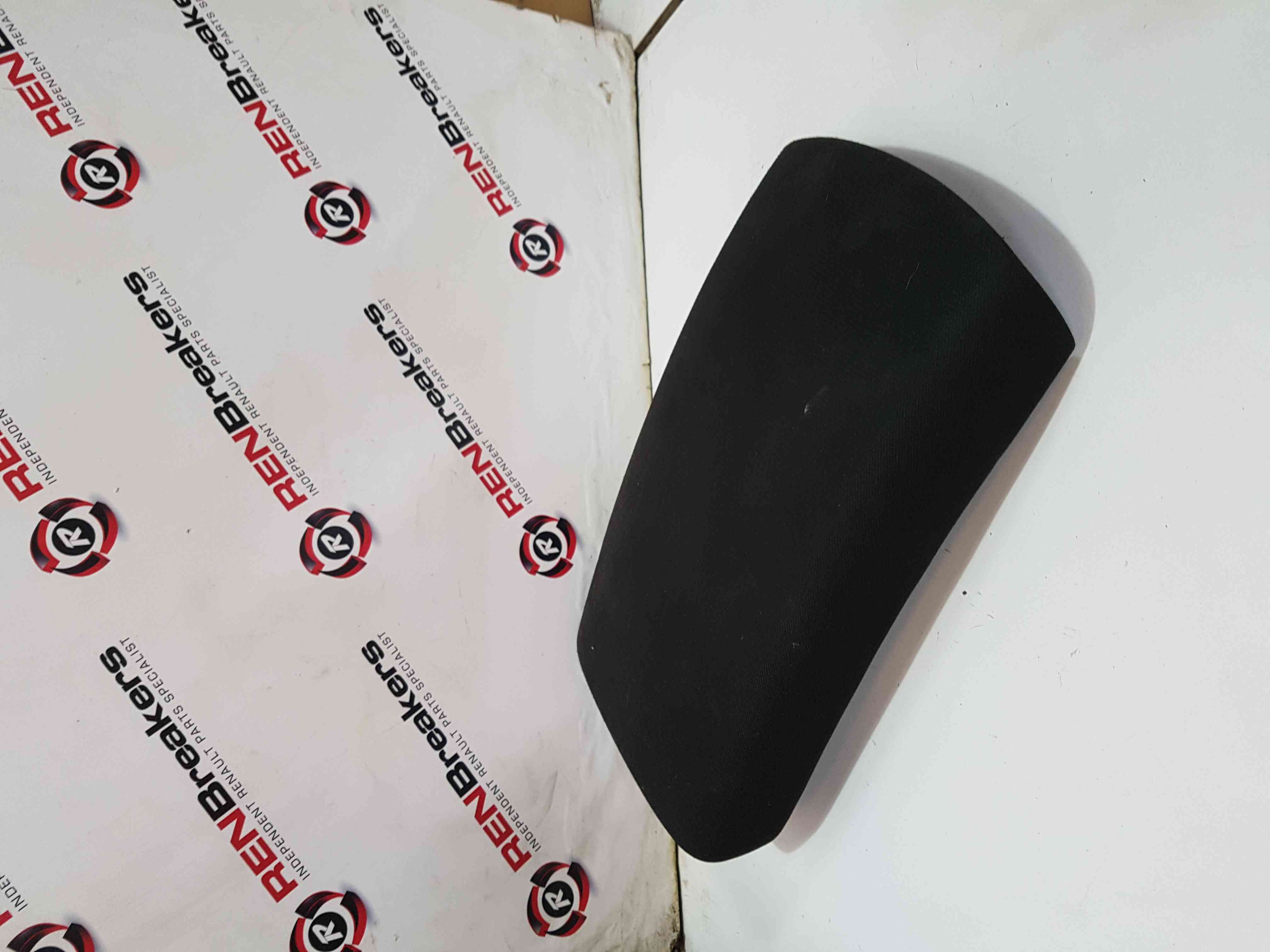Thumb 2 Renault Qashqai MK2 2013-2017 Centre Console ARM Rest 