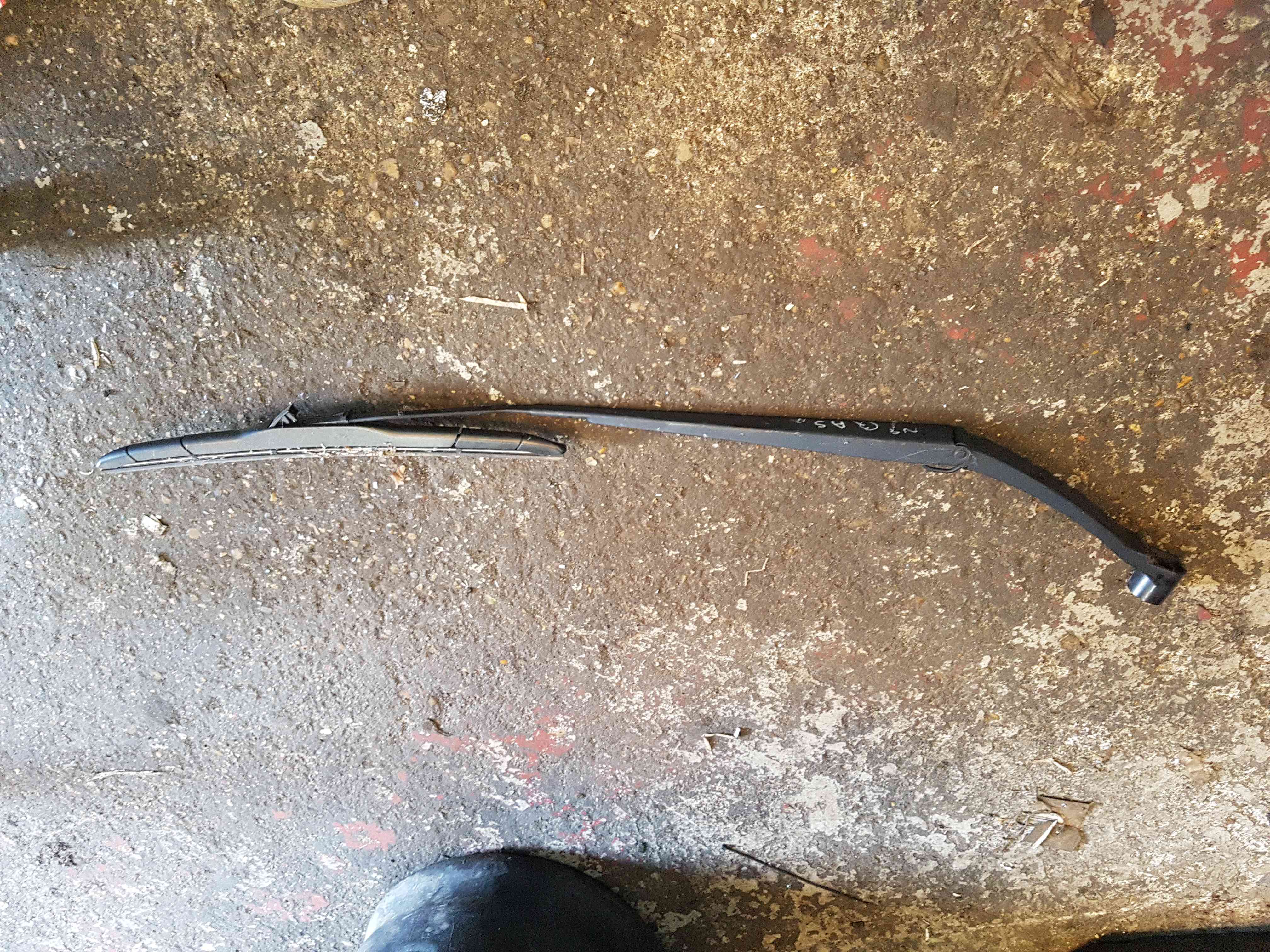 Thumb 5 Renault Qashqai MK2 2013-2017 NSF Passenger Side Wiper ARM
