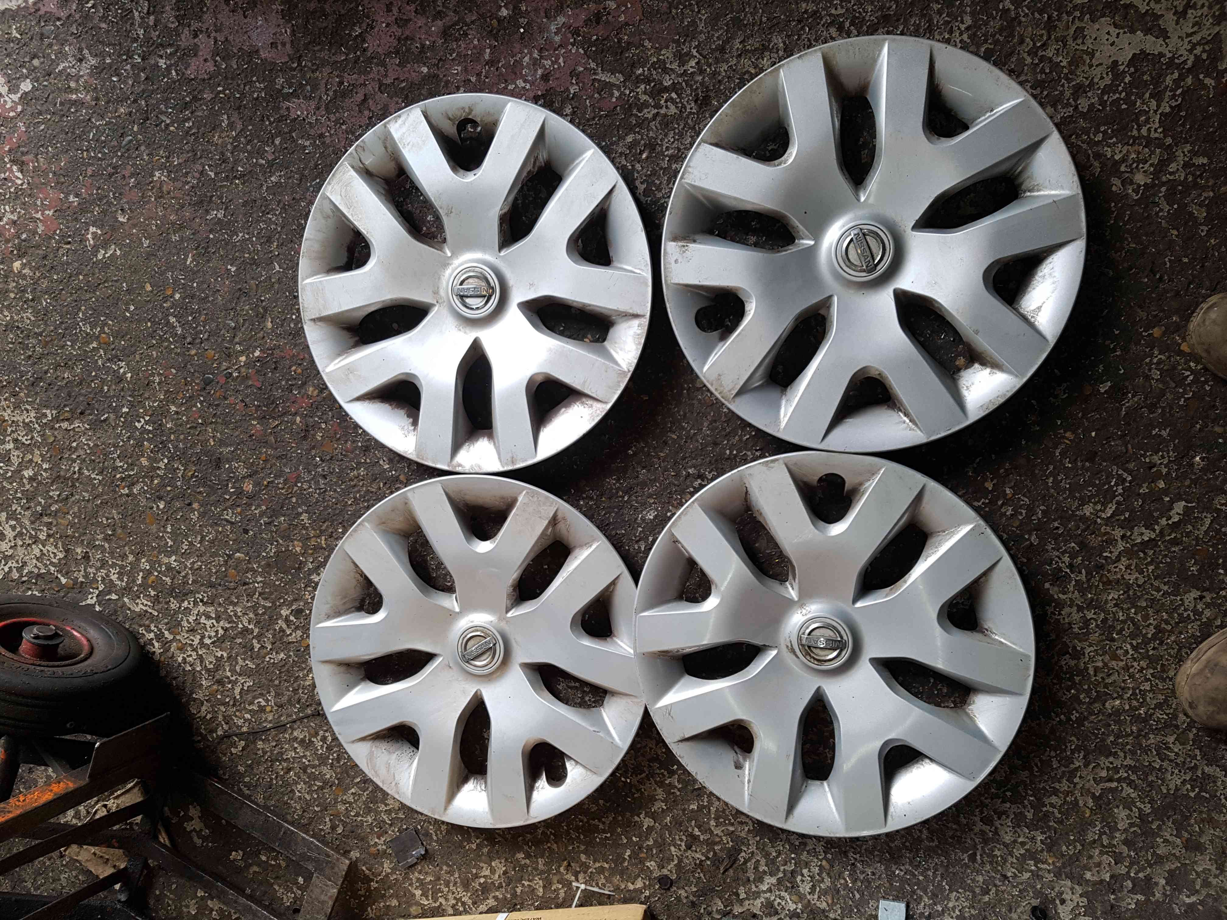 Thumb 5 Renault Qashqai MK2 2013-2017 Steel Wheel Centre CAP Cover x4 403151KK0B