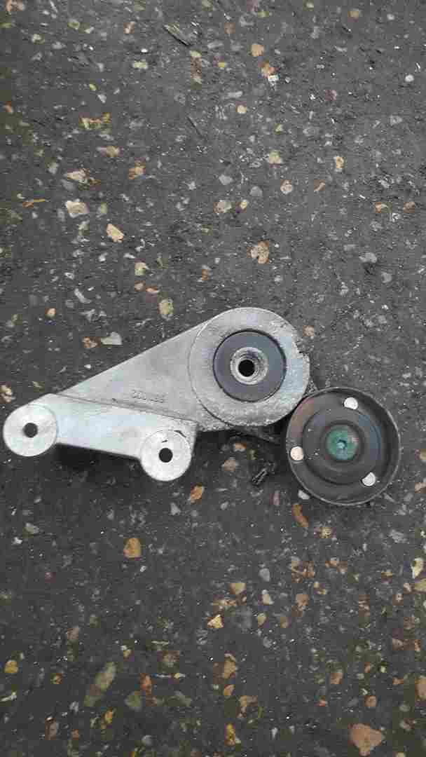 Renault Safrane 1996-2000 2.0 16v Aux Auxillary Bracket Pulley