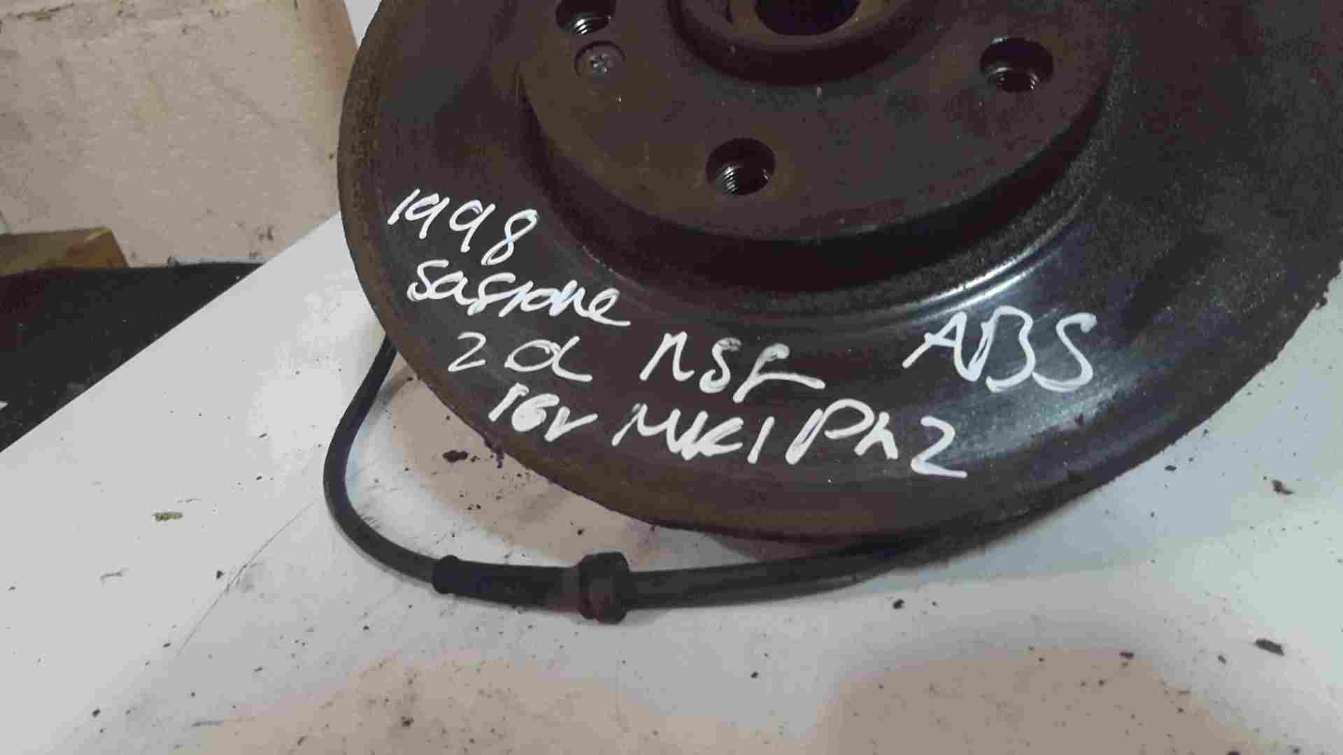 Thumb 3 Renault Safrane 1996-2000 2.0 16v Passenger NSF Front Wheel Hub + ABS Sensor