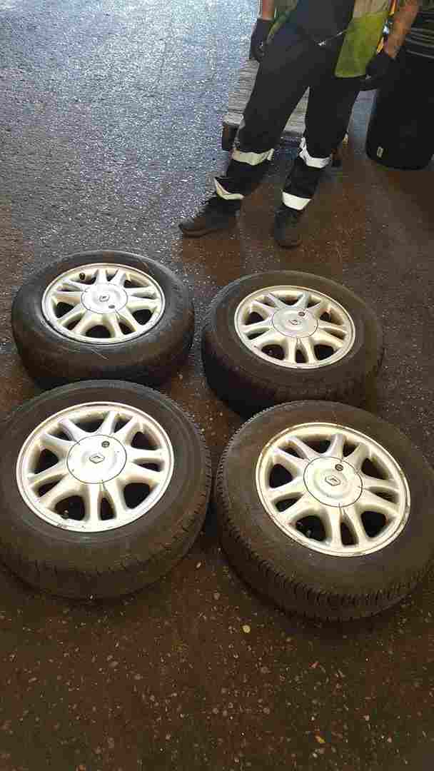 Thumb 6 Renault Safrane 1996-2000 Alloy Wheels Set 15inch X4