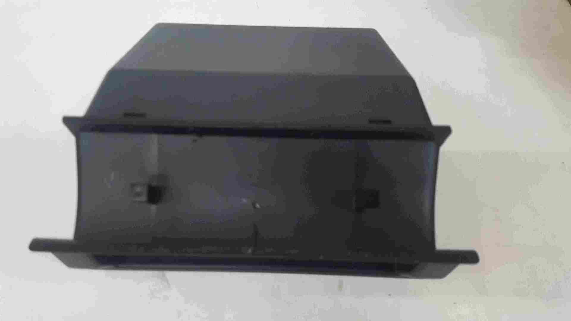 Thumb 4 Renault Safrane 1996-2000 Centre Console Tray Storage 7700413414