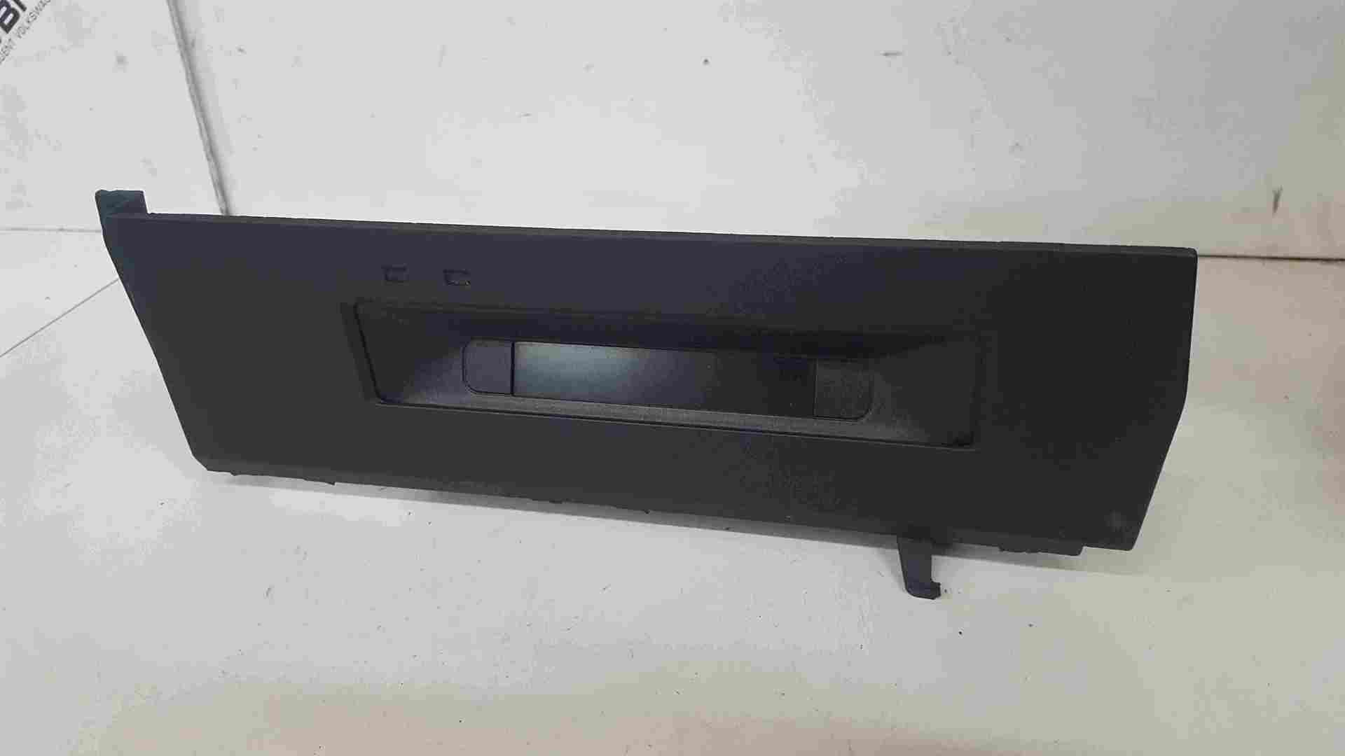 Thumb 4 Renault Safrane 1996-2000 Display Clock 7700413526