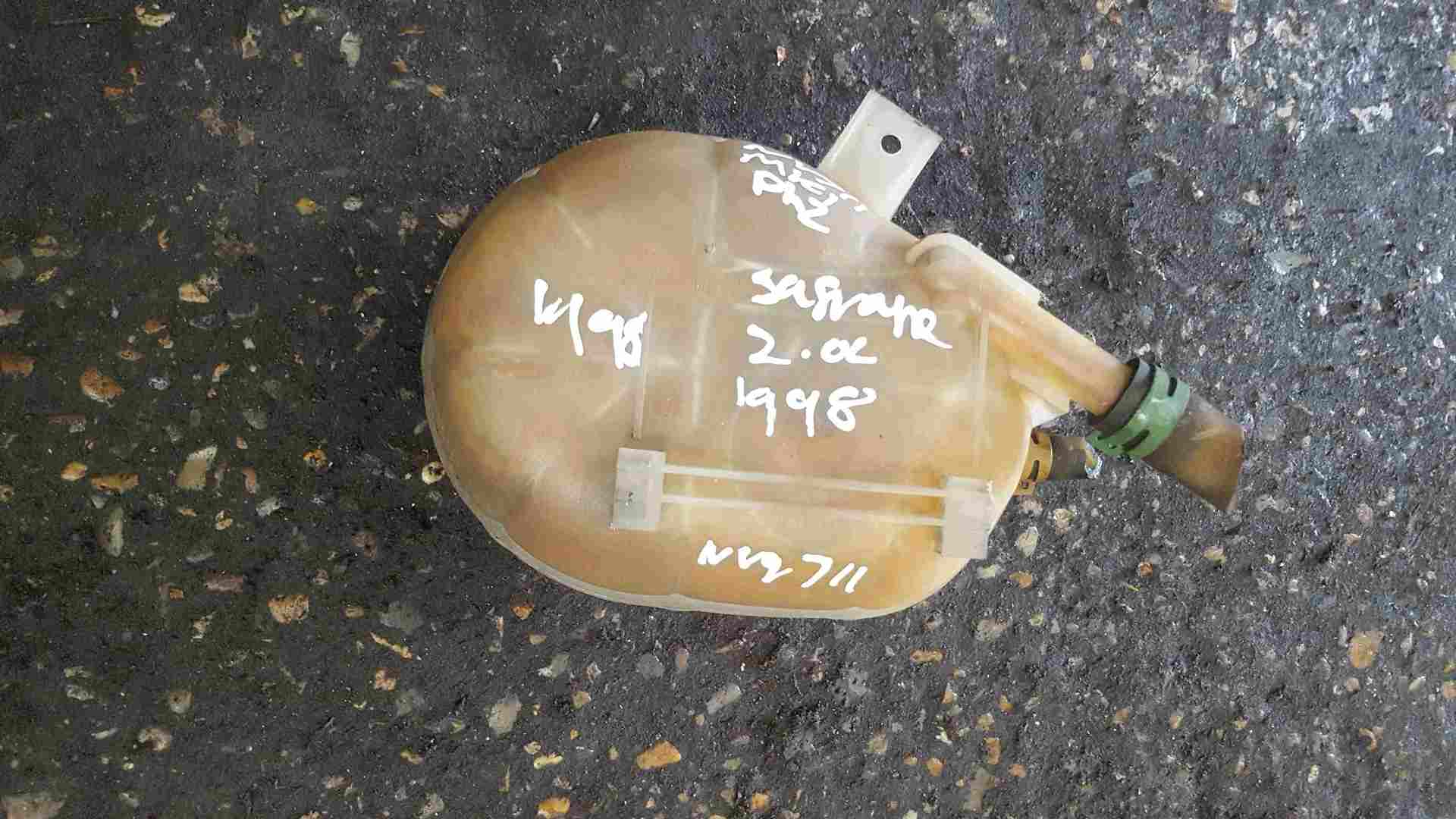 Thumb 2 Renault Safrane 1996-2000 Expansion Bottle Tank Coolant