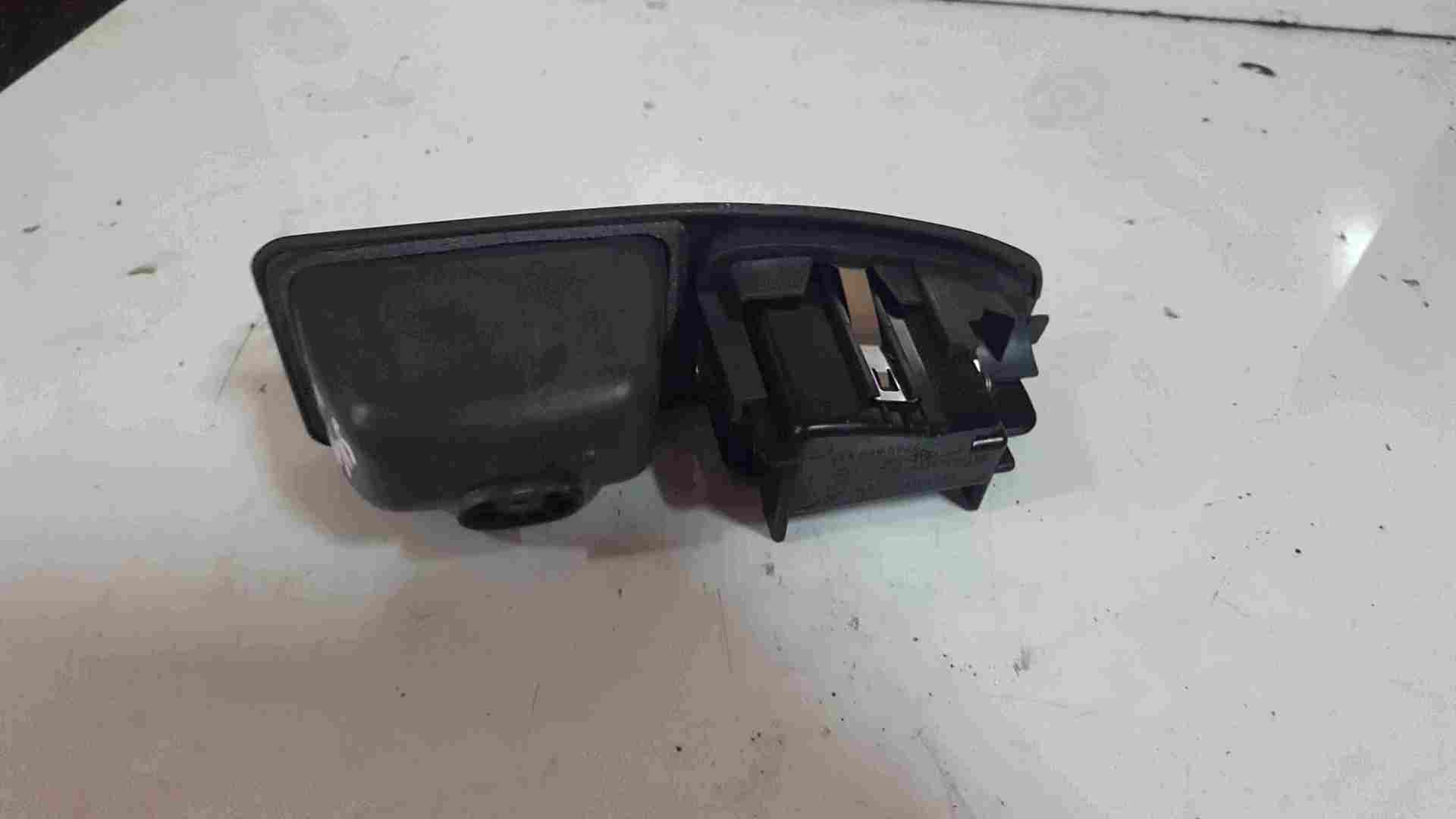Thumb 2 Renault Safrane 1996-2000 PAssenger NSR Rear Handle Ashtray