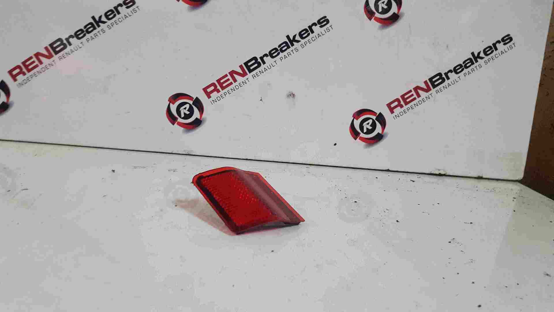 Renault Safrane 1996-2000 Passenger NSR Rear Bumper Reflector Light 7700808457