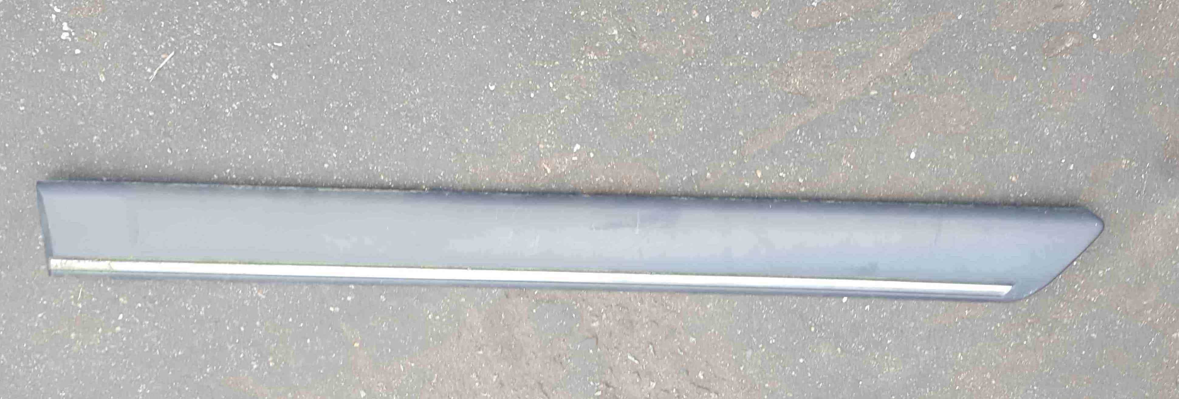 Renault Safrane 1996-2000 Passenger NSR Rear Door Moulding Trim