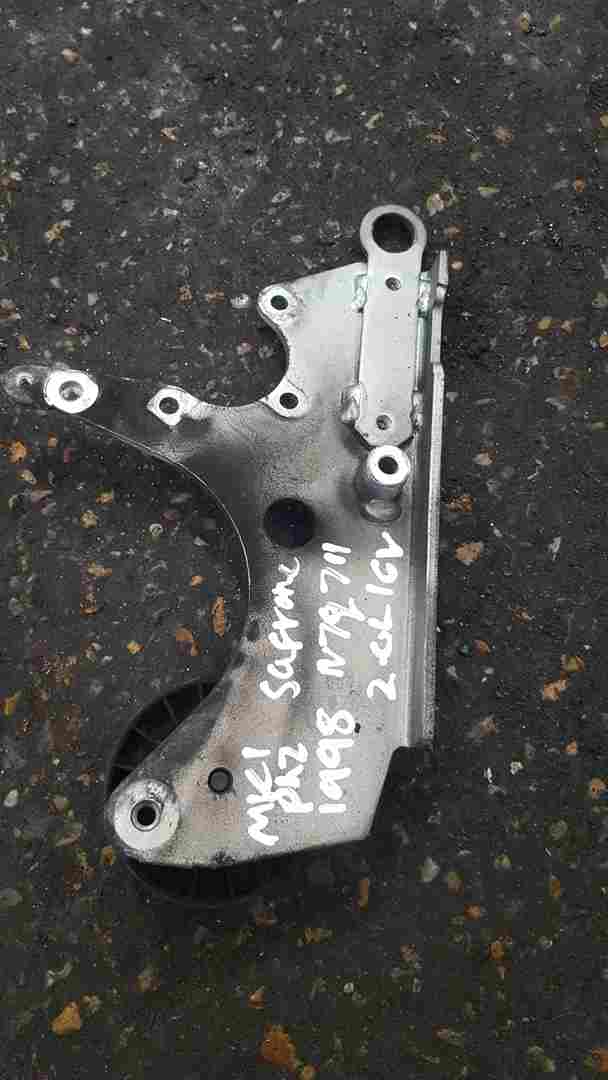 Renault Safrane 1996-2000 Pulley Side Bracket