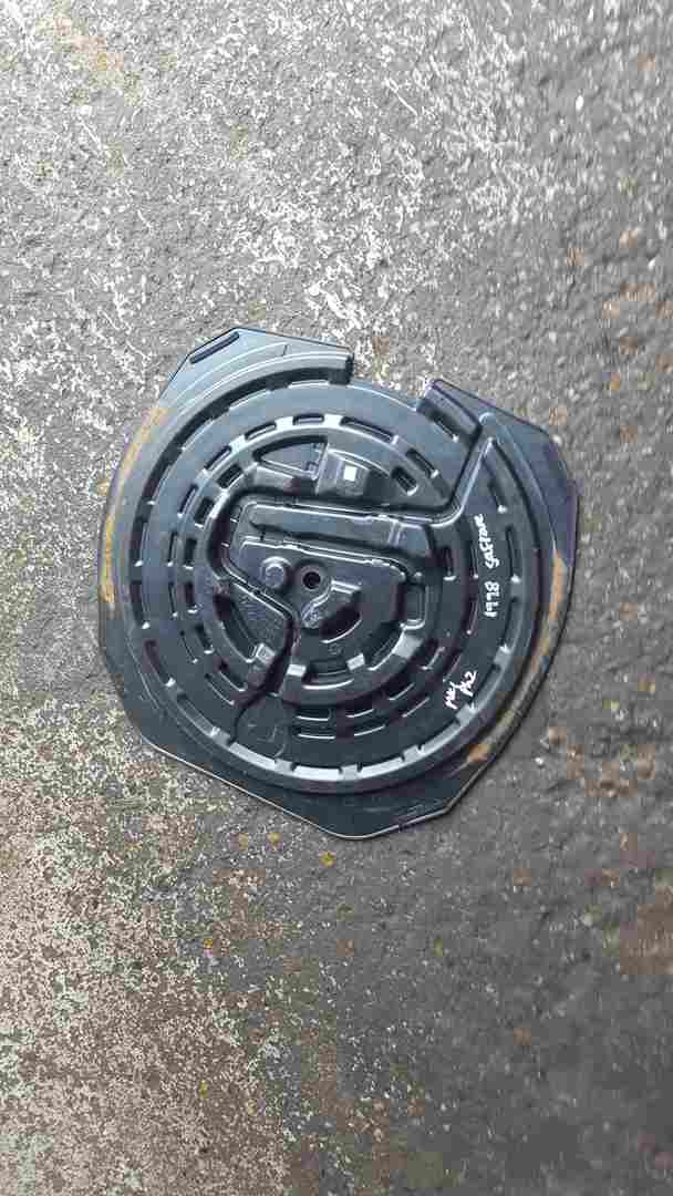 Thumb 2 Renault Safrane 1996-2000 Spare Wheel Cover
