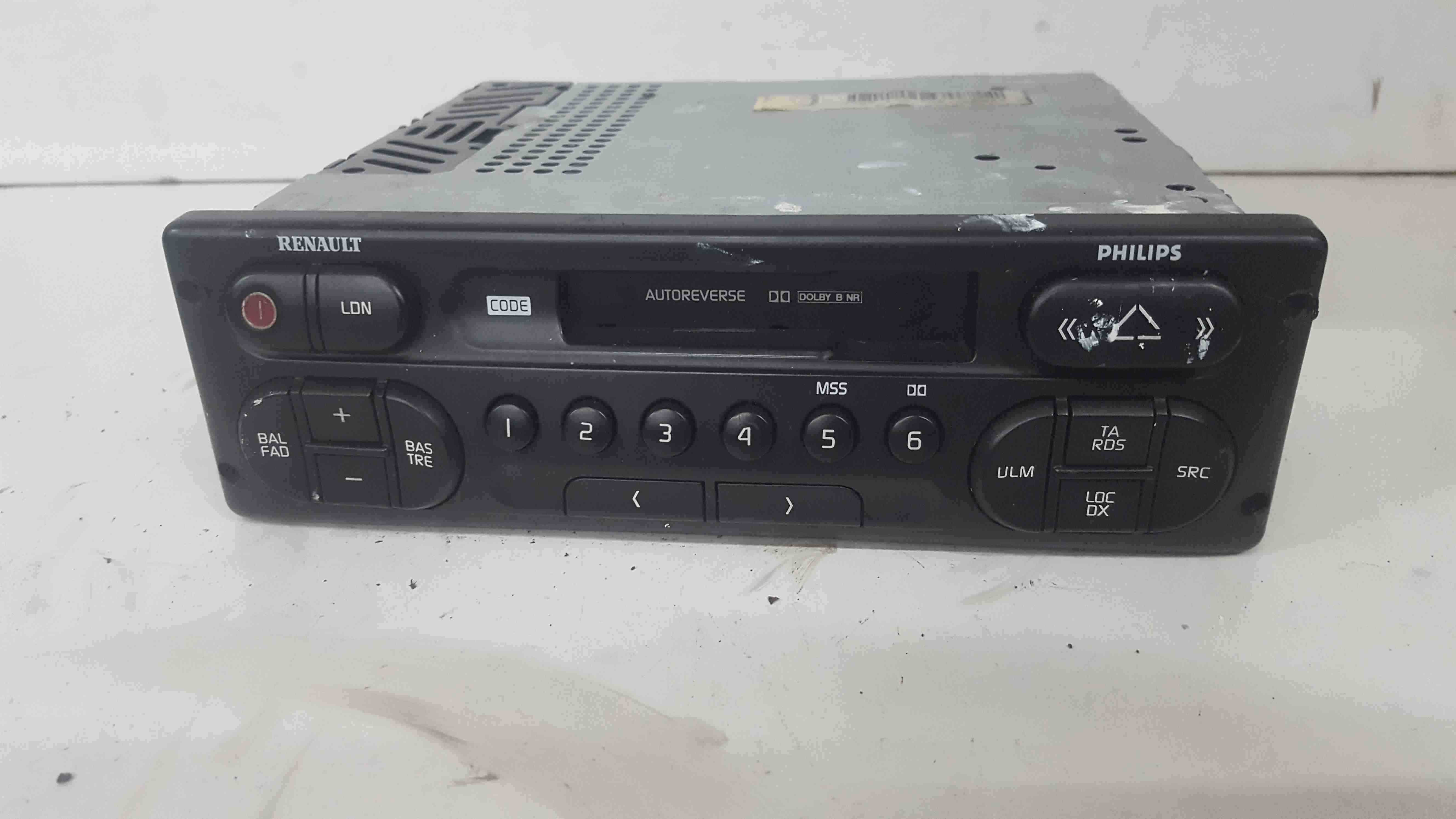 Renault Safrane 1996-2000 Tape Casette Player + Code 7700412006
