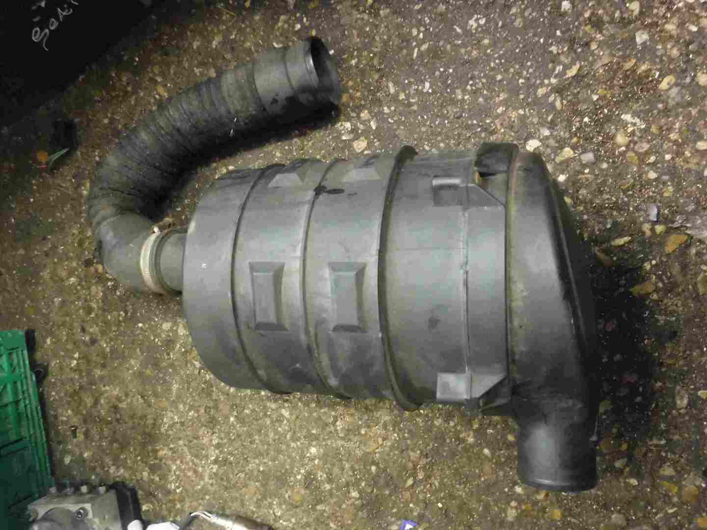 Renault Scenic 1997-1999 1.6 8v Airbox Filter Housing K7M 702