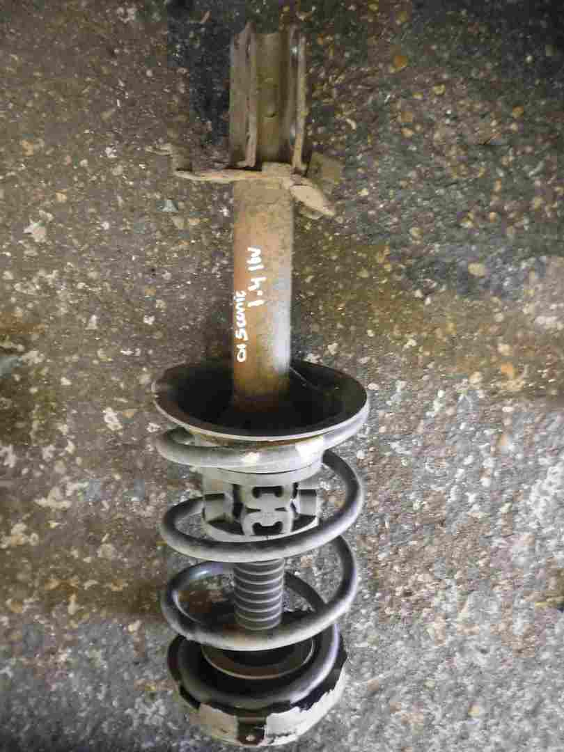 Renault Scenic 1999-2003 1.4 16v Front Spring Shock Suspension Leg