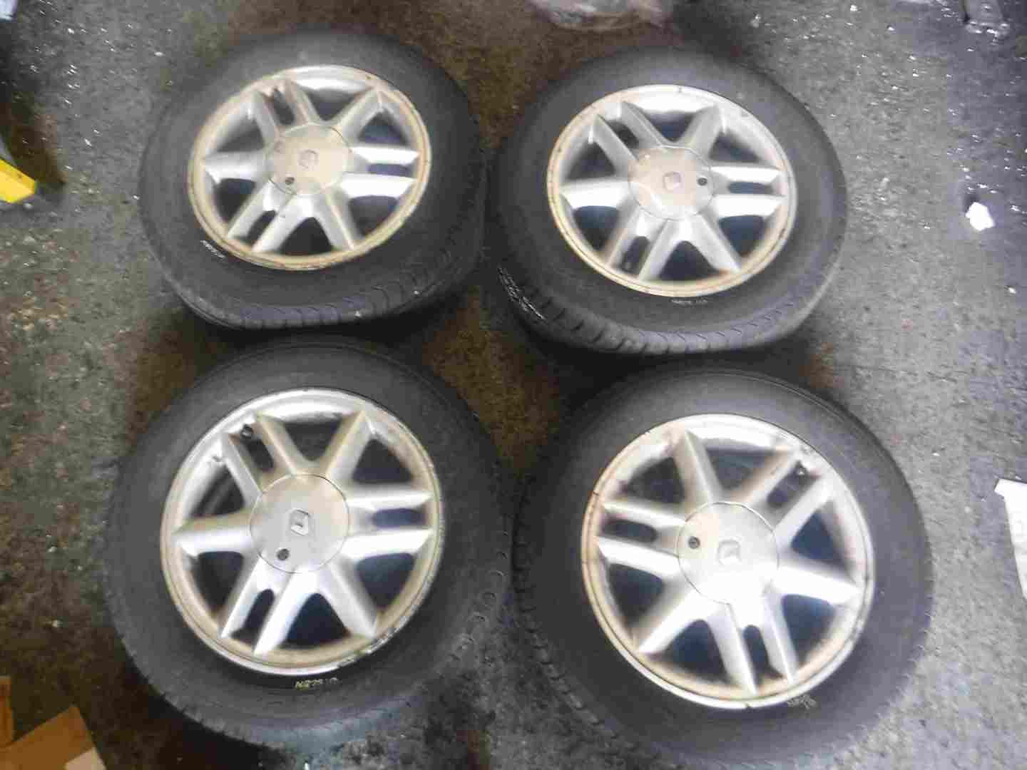Renault Scenic 1999-2003 Lynx Alloy Wheels Set X4 15inch + Tyre 195 60 15