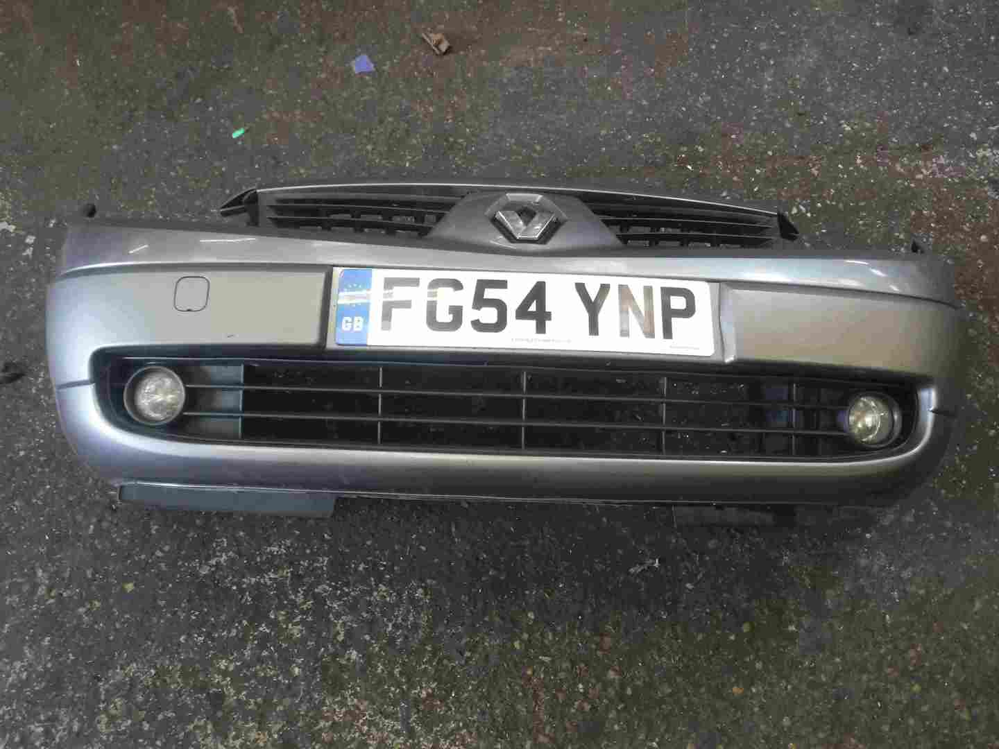 Renault Megane Scenic 2003-2006 Front Bumper Grey 603