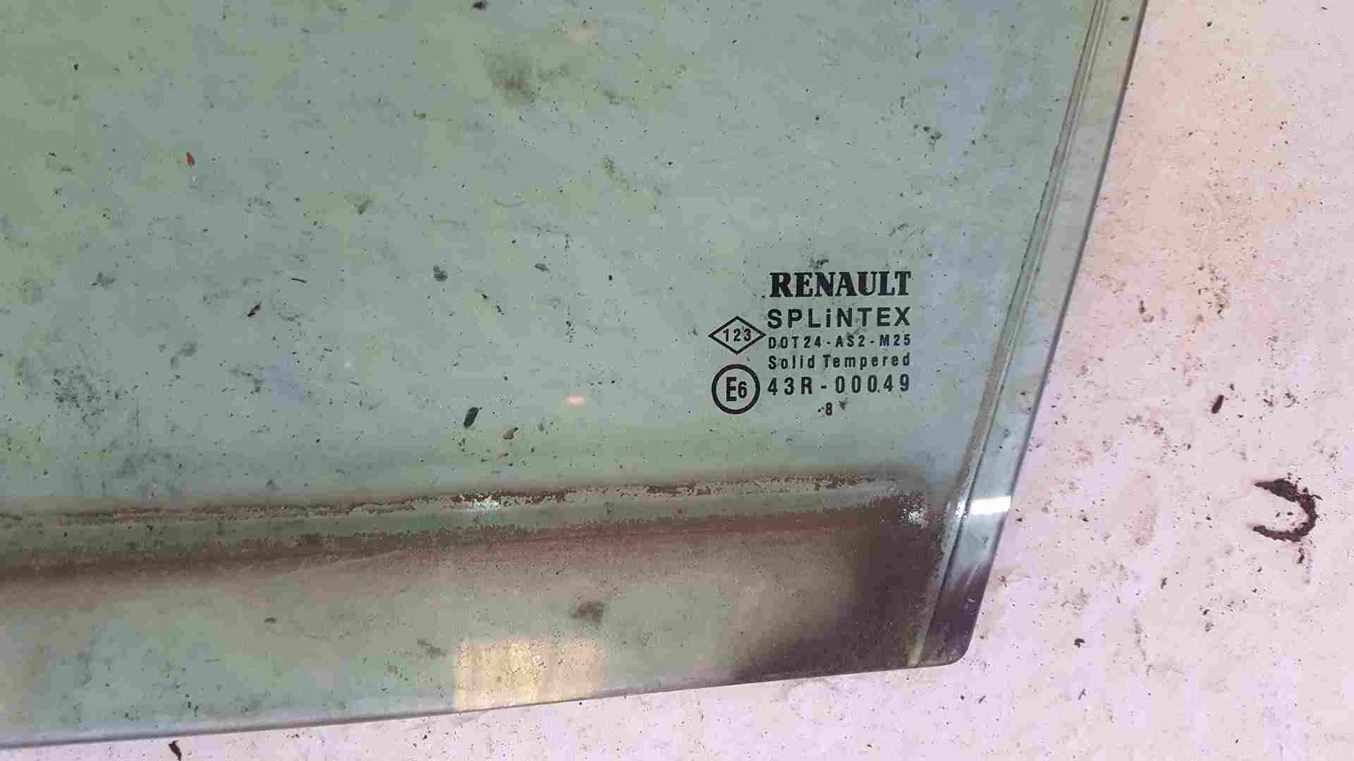 Thumb 3 Renault Scenic 2003-2009 + Grand Passenger OSF Front Window Glass Quarter 