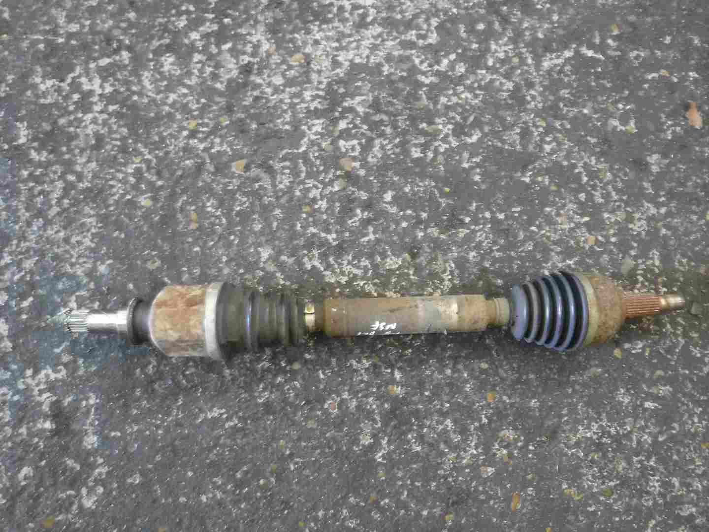 Renault Scenic 2003-2009 1.5 dCi Passenger NSF Front Driveshaft