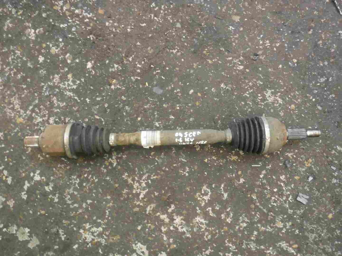 Renault Scenic 2003-2009 1.6 16v Passenger NSF Front Driveshaft AUTO 8200276407